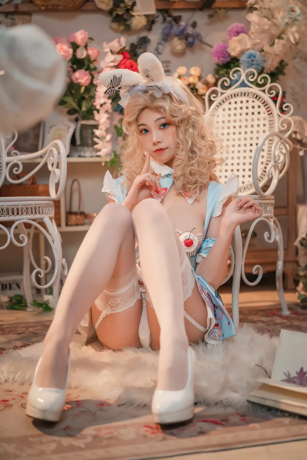 美人Cosplay 蜜汁猫裘 爱 丽丝 梦游仙境 兔子 先生