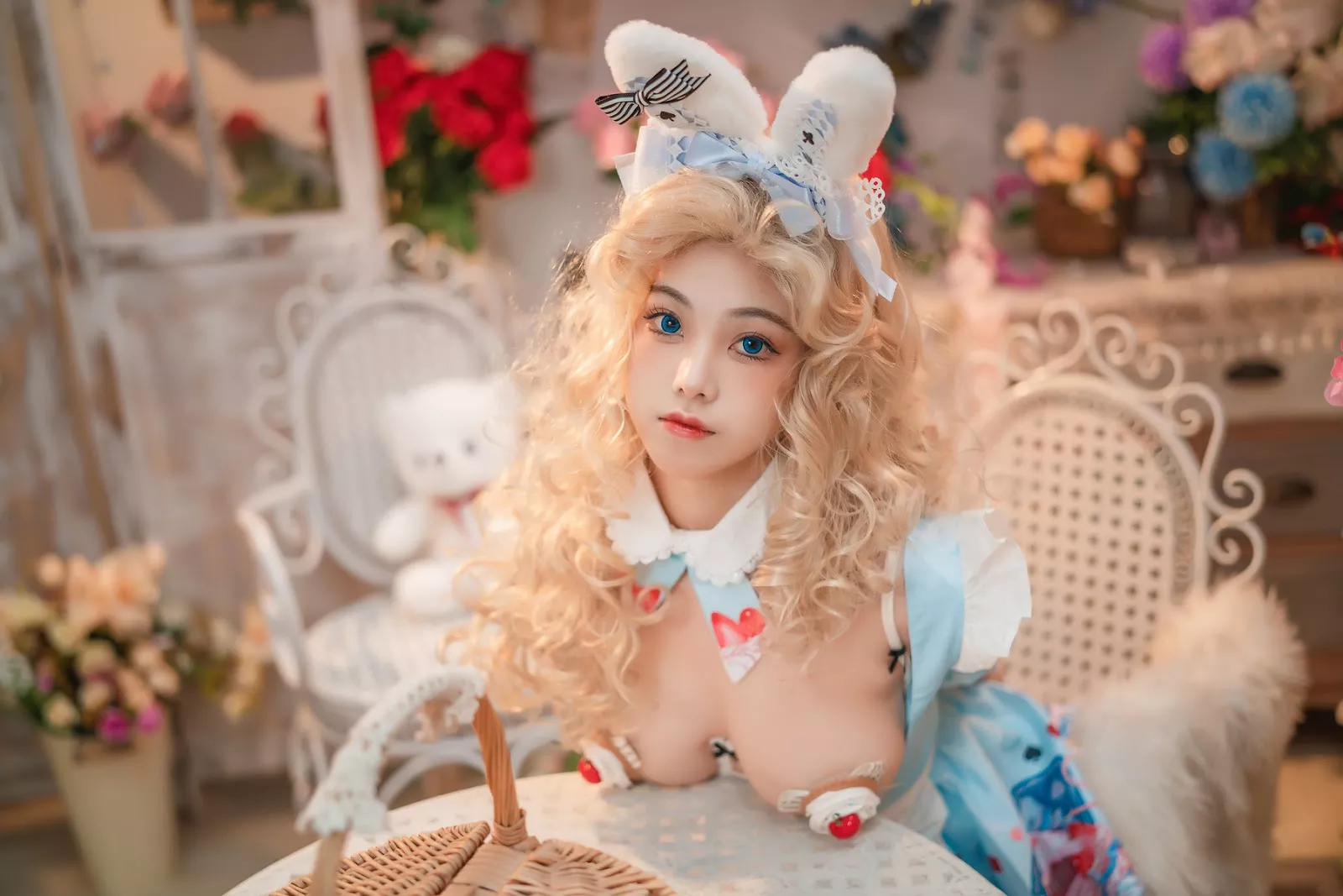 美人Cosplay 蜜汁猫裘 爱 丽丝 梦游仙境 兔子 先生