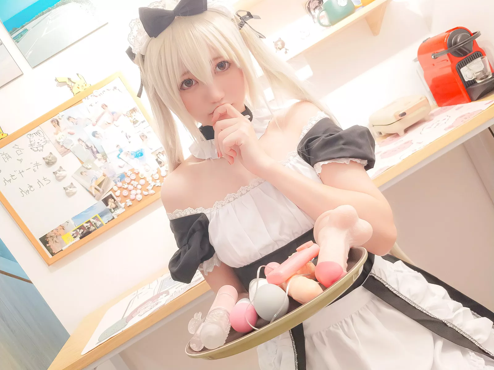 漂亮的角色扮演 Nagisa 魔物喵 Brother... 欢迎回来。