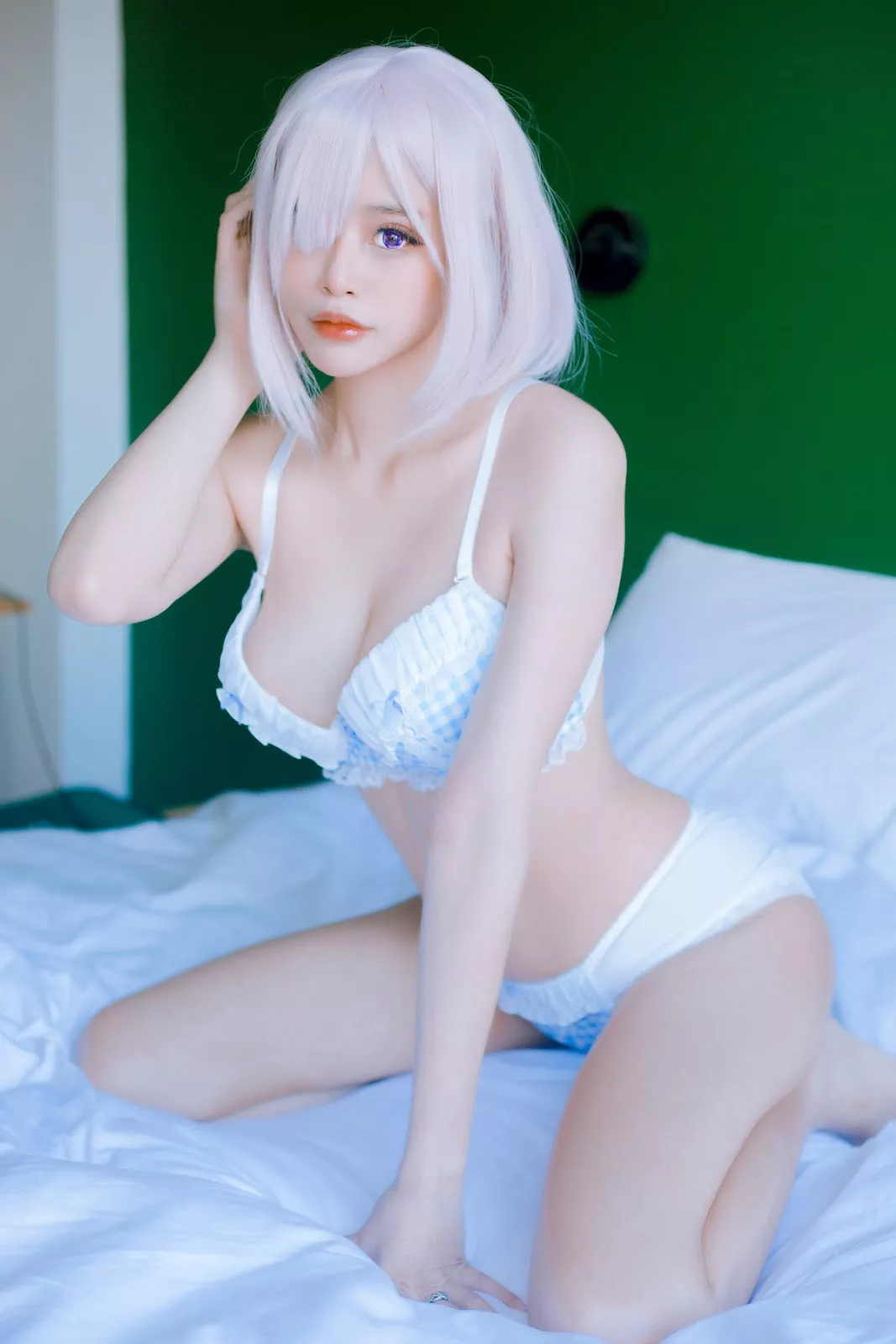 丽人Cosplay 撩人私摄 姑娘 Byoru Mashu Kirielight Bikini