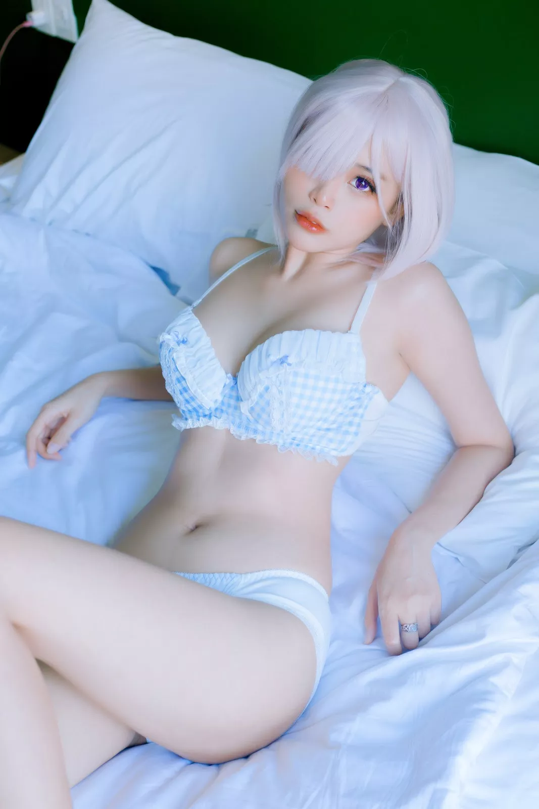 丽人Cosplay 撩人私摄 姑娘 Byoru Mashu Kirielight Bikini