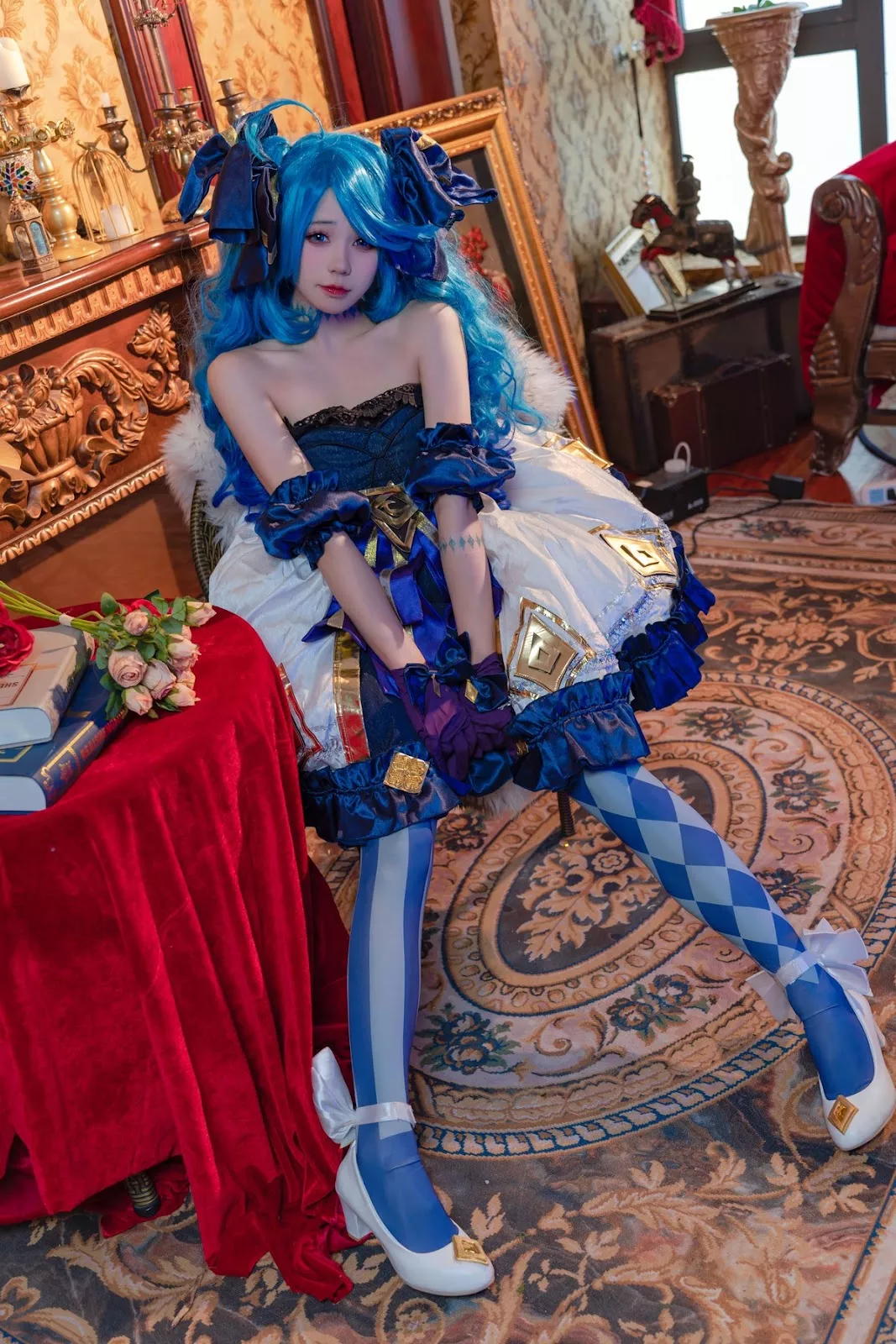 女神Cosplay 黏黏团子兔 兔兔 班车 格温