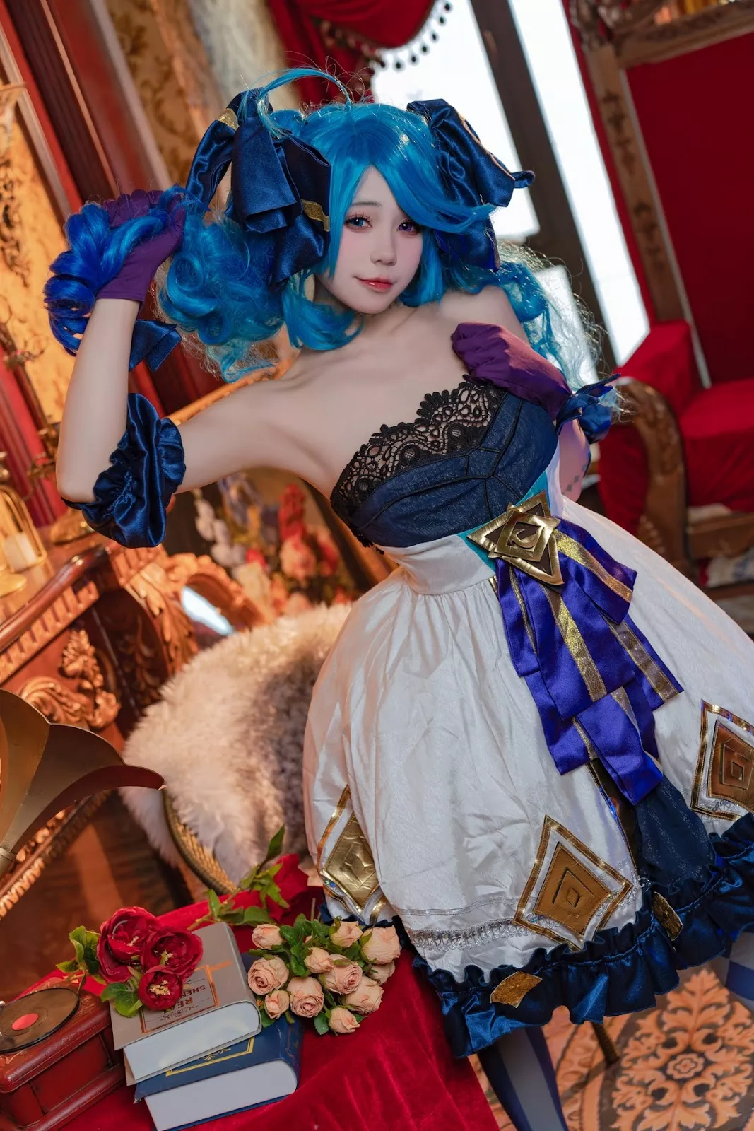 女神Cosplay 黏黏团子兔 兔兔 班车 格温