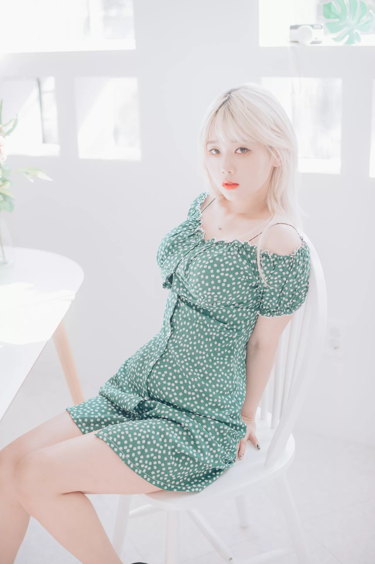ZIA.Kwon【南韩JOApictures写真】 Zia x DOLPHIN 21. NoV Vol.3 (52P)