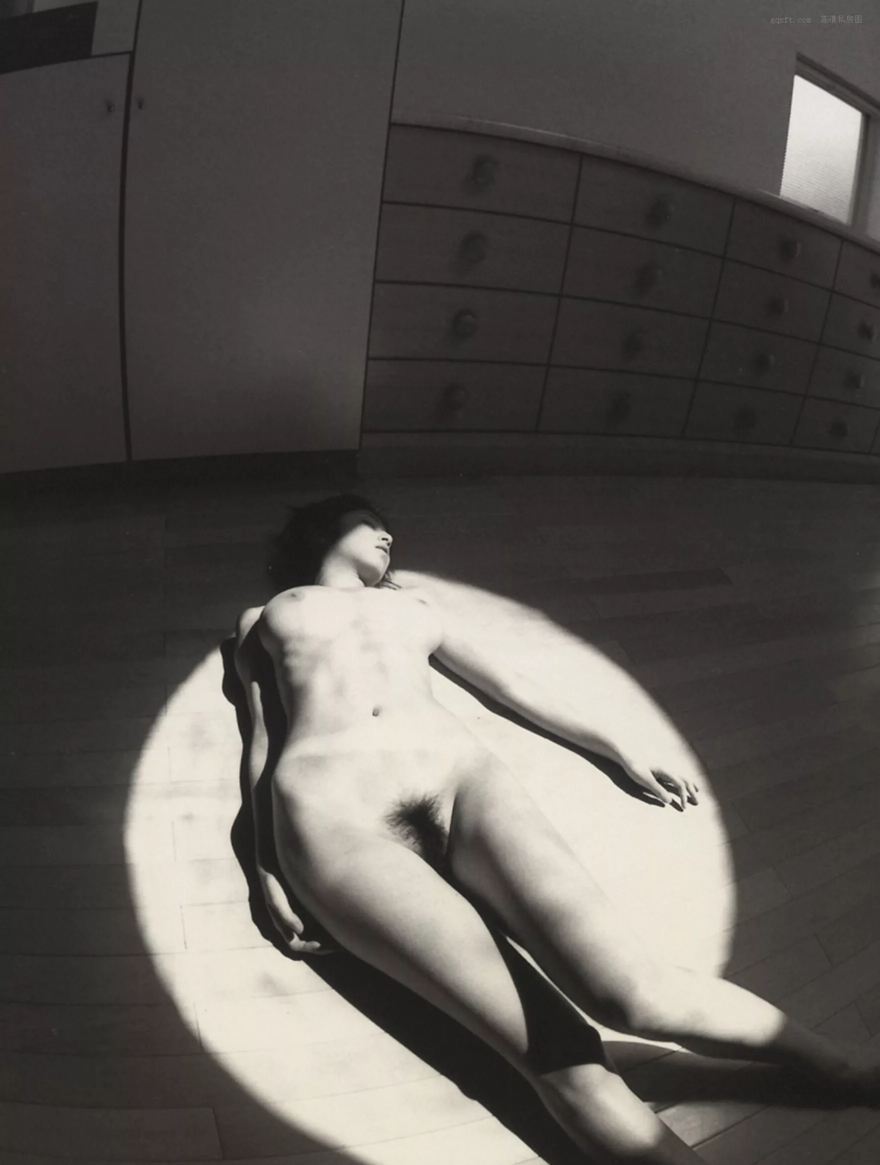 日本 美女 高画质摄影艺术图 精选 1999.6 高冈早纪《Accidents Series 11》