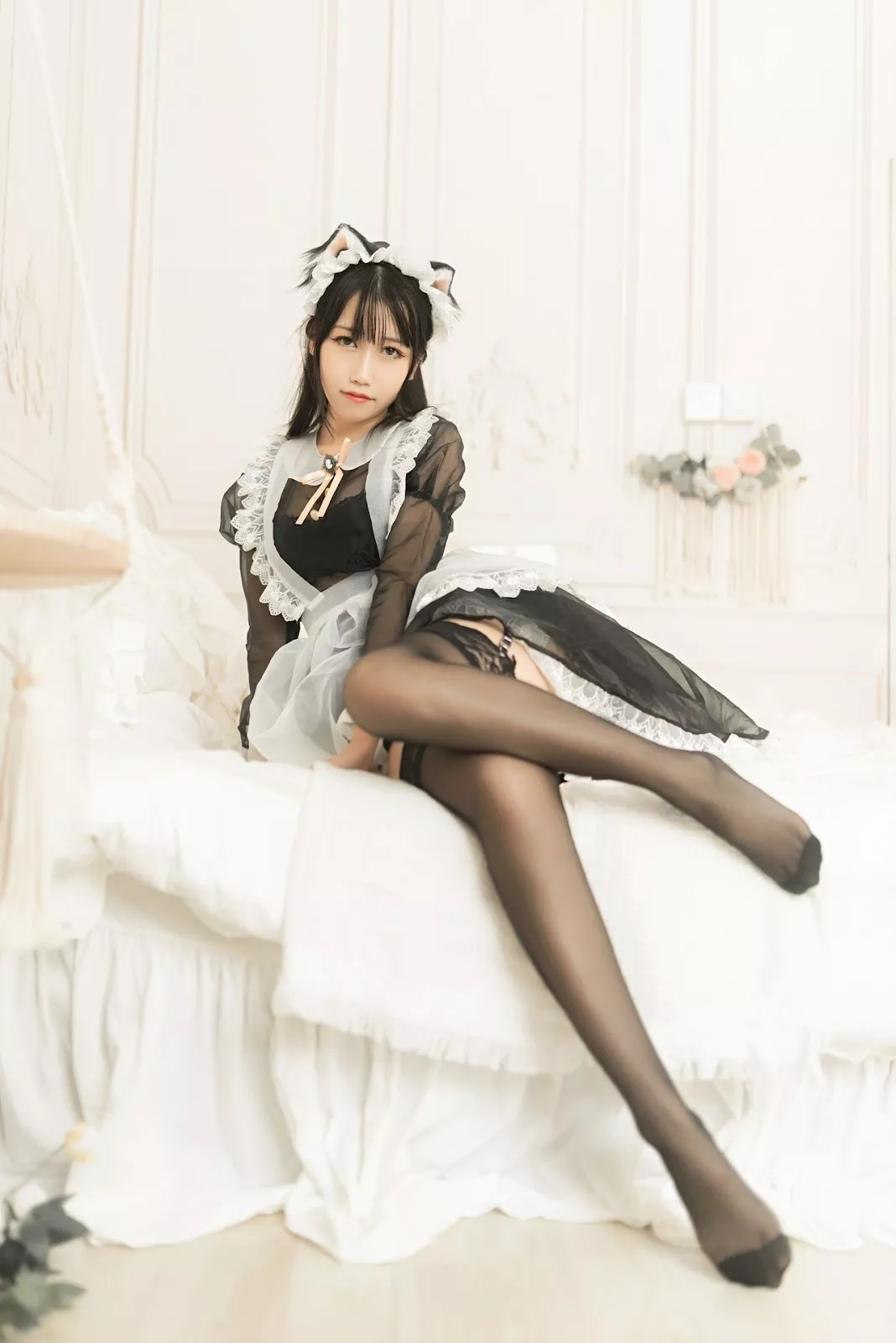 仙女Cosplay 性感私拍 不呆猫 透亮黑色丝袜 女仆