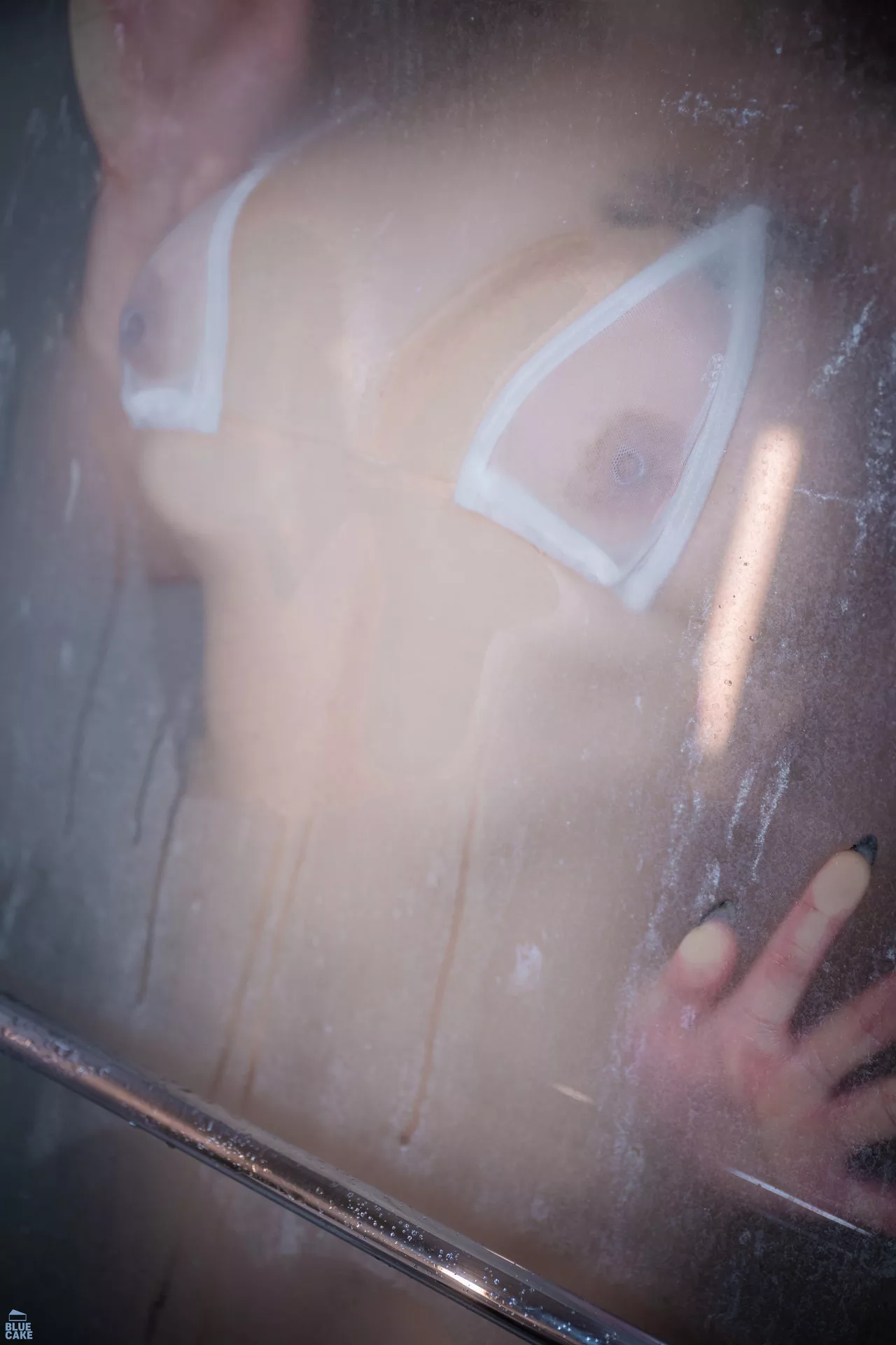 Jinju【【BLUECAKE 蓝色蛋糕】 高丽嫩模高质摄影像片  高丽丽人摄影 Shower Room(76P)