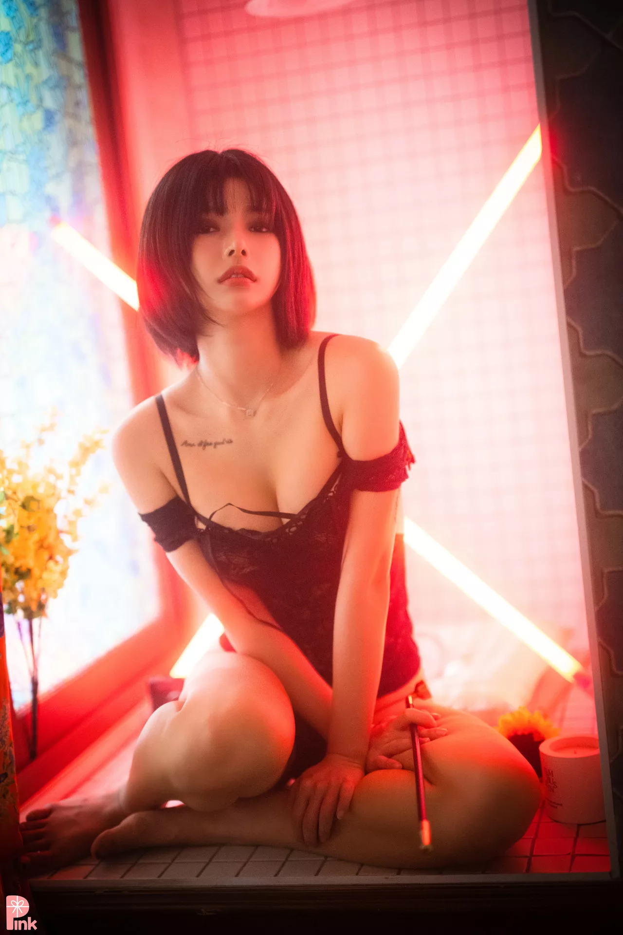 U.Hwa【PINK 粉少女】 高丽丽模写真Mood Black Set.1(56P)