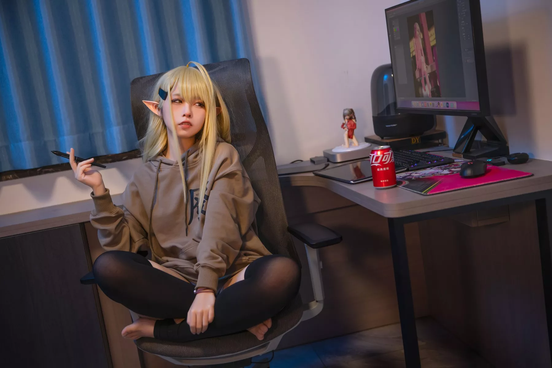 佳人Cosplay 撩人私拍 G44不会受伤 水兰儿宅T