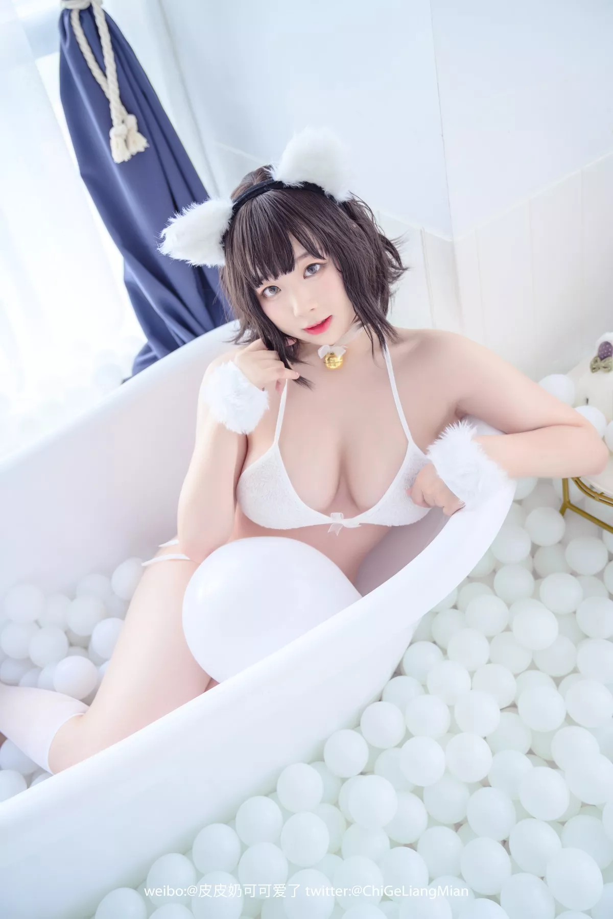 丽人Cosplay 皮皮奶可怡人 了啦 白猫