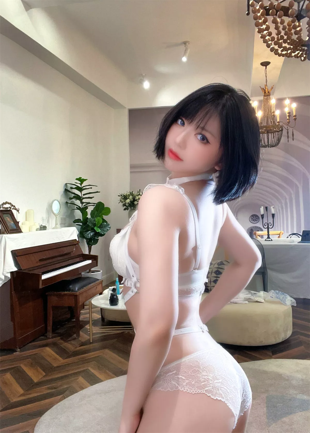 仙女Cosplay 撩人密拍 半半子 纯白