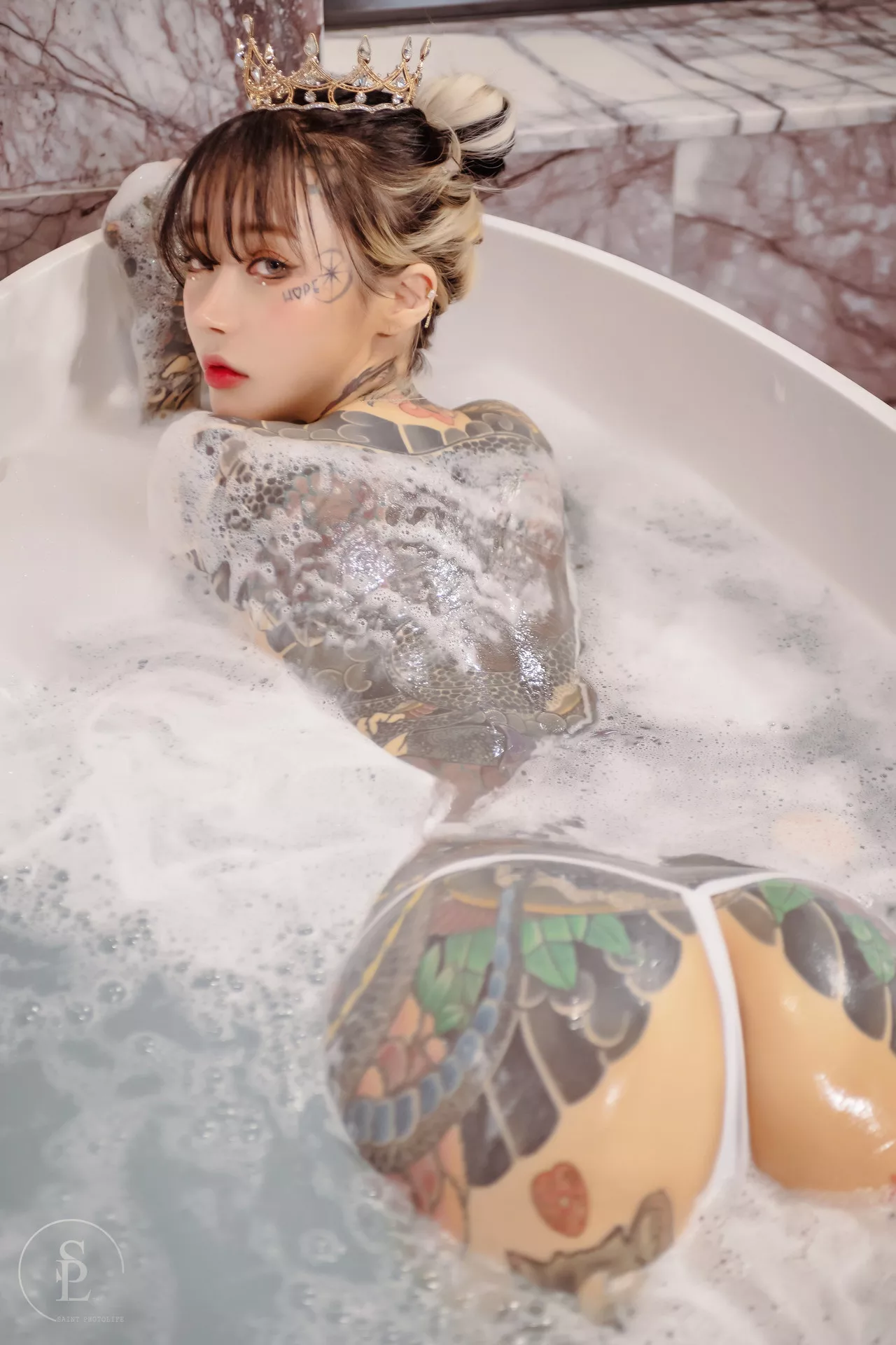 YoKo【SAINT Photolife 遮光生活】 高丽美人艺术图 Bubbles(60P)
