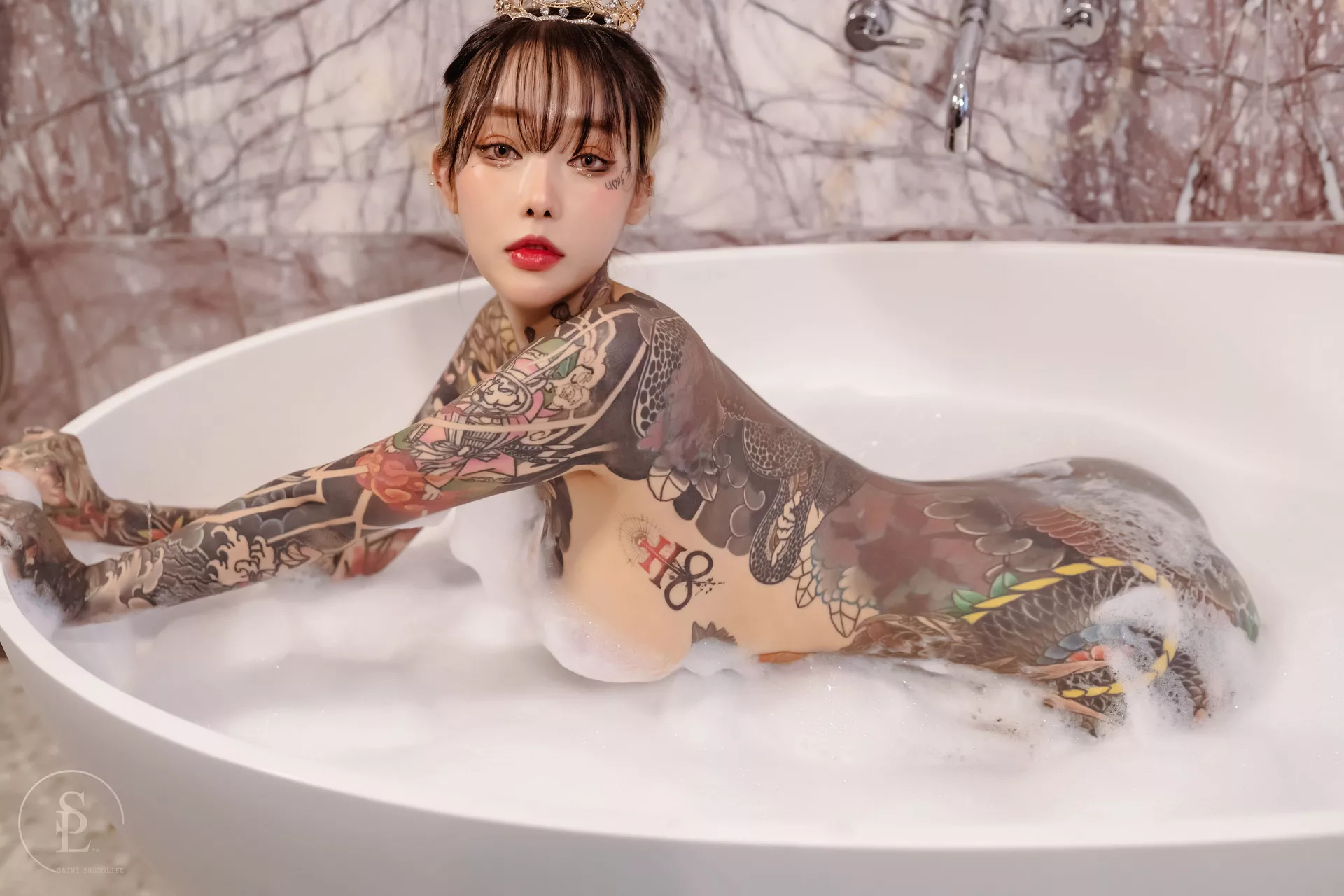 YoKo【SAINT Photolife 遮光生活】 高丽美人艺术图 Bubbles(60P)