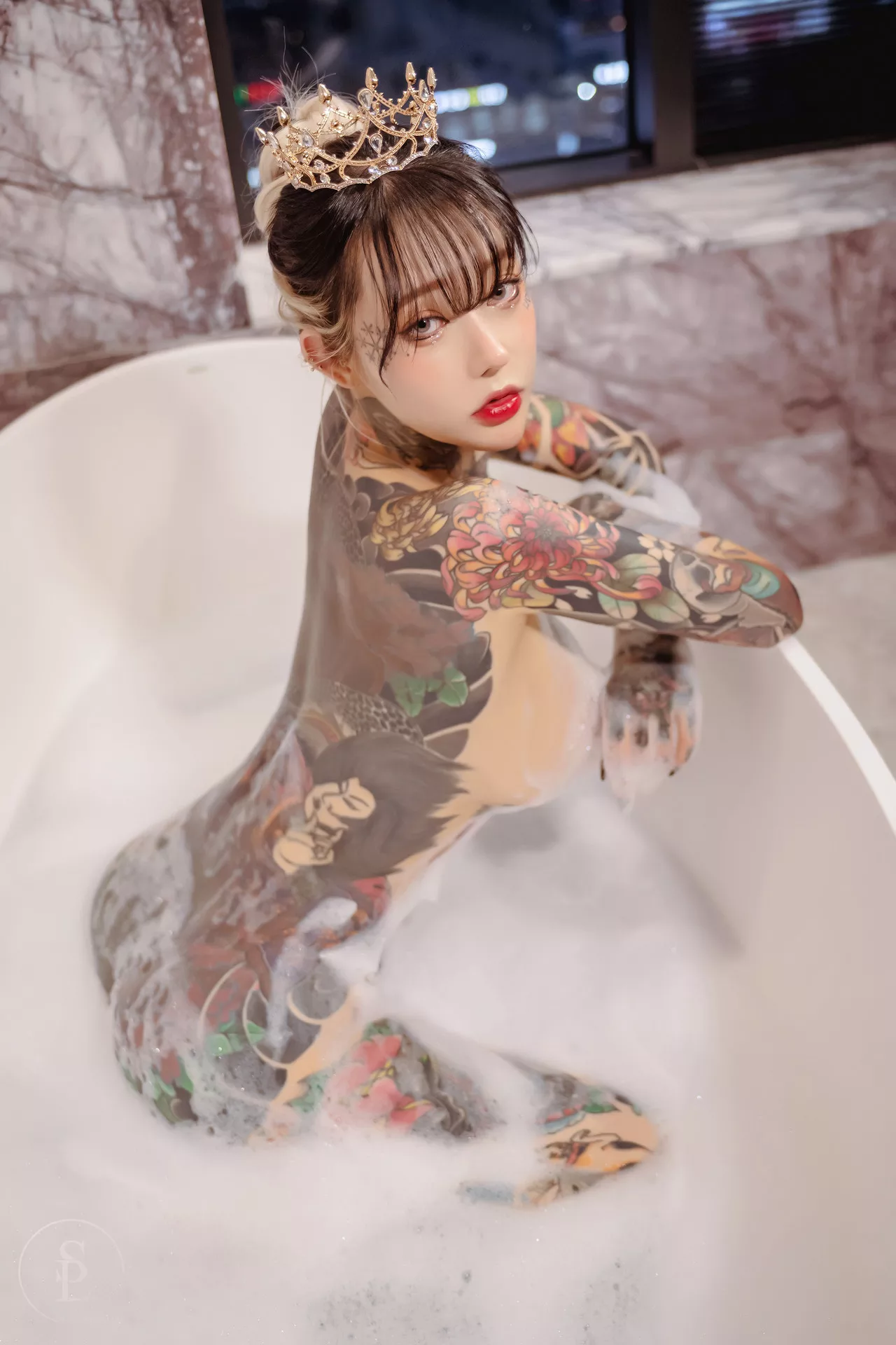 YoKo【SAINT Photolife 遮光生活】 高丽美人艺术图 Bubbles(60P)