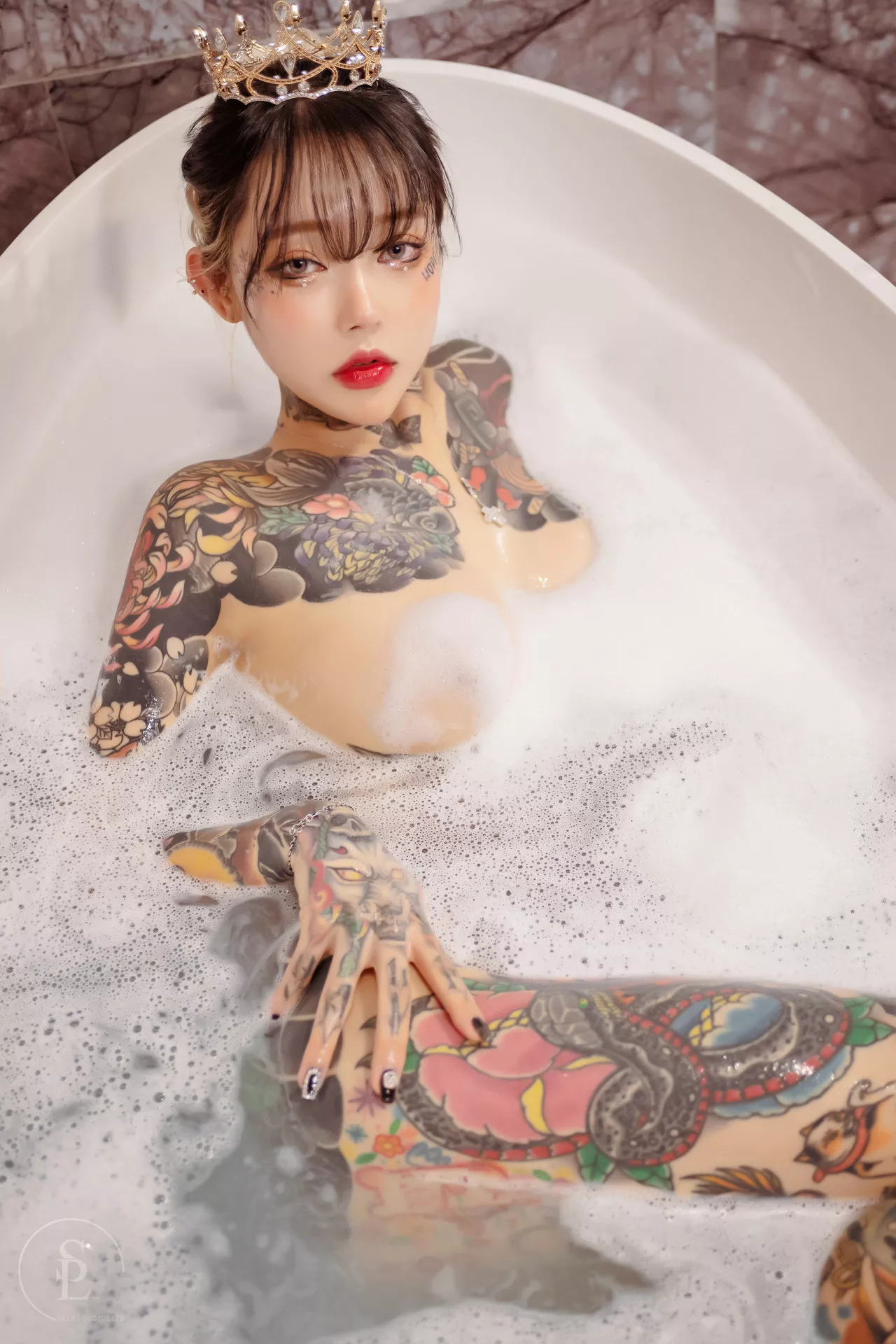 YoKo【SAINT Photolife 遮光生活】 高丽美人艺术图 Bubbles(60P)