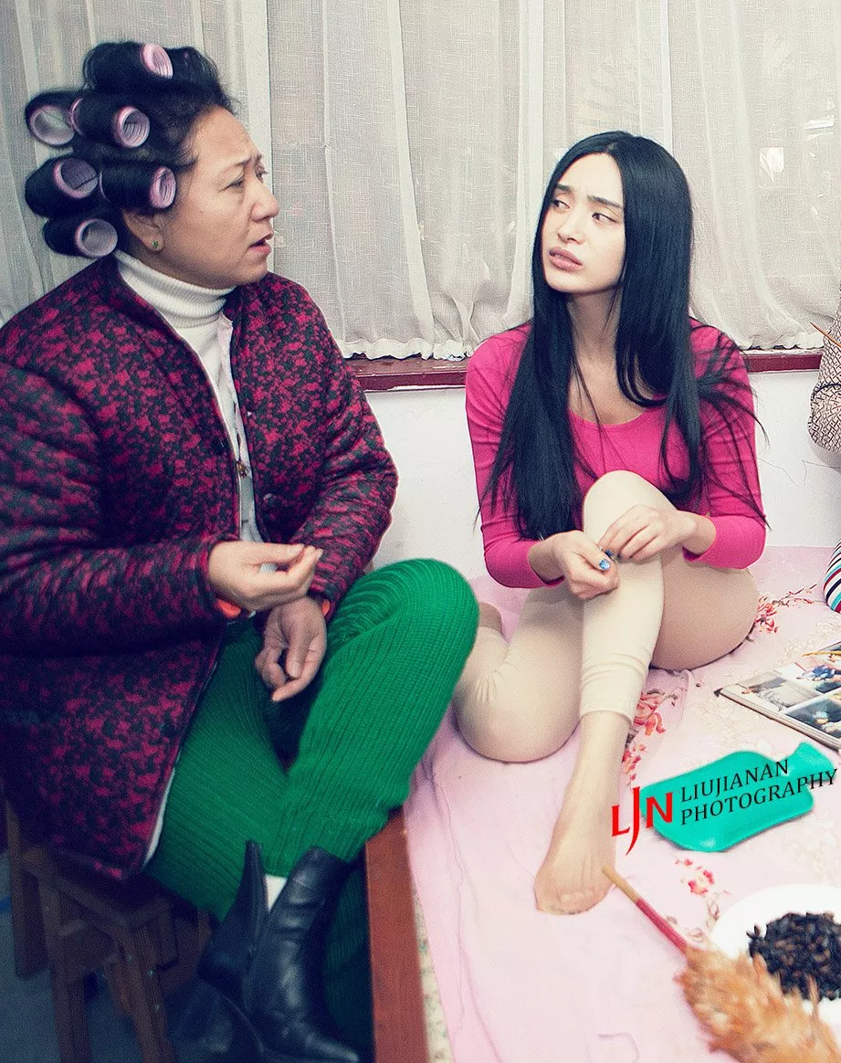 《乌性大片》 作品 写真师 裸模 �⒓涡凑� 人体