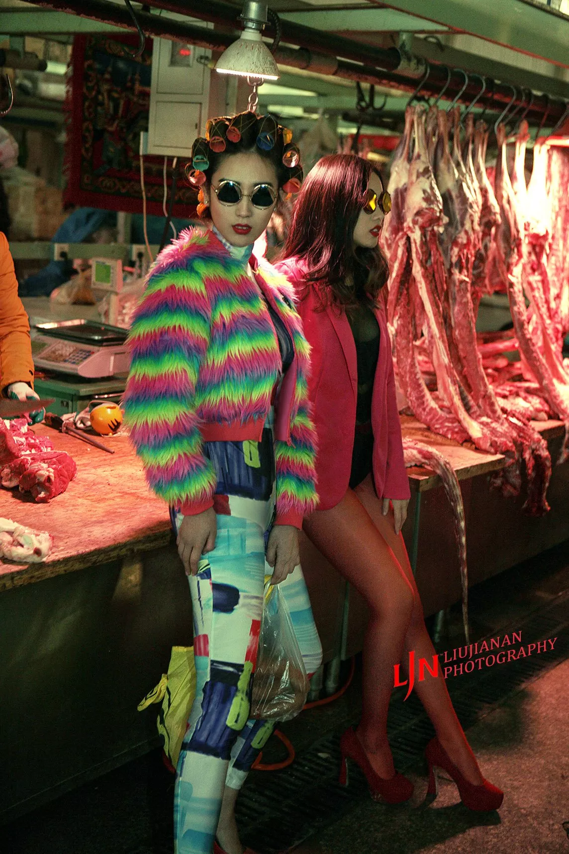 《乌性大片》 作品 写真师 裸模 �⒓涡凑� 人体