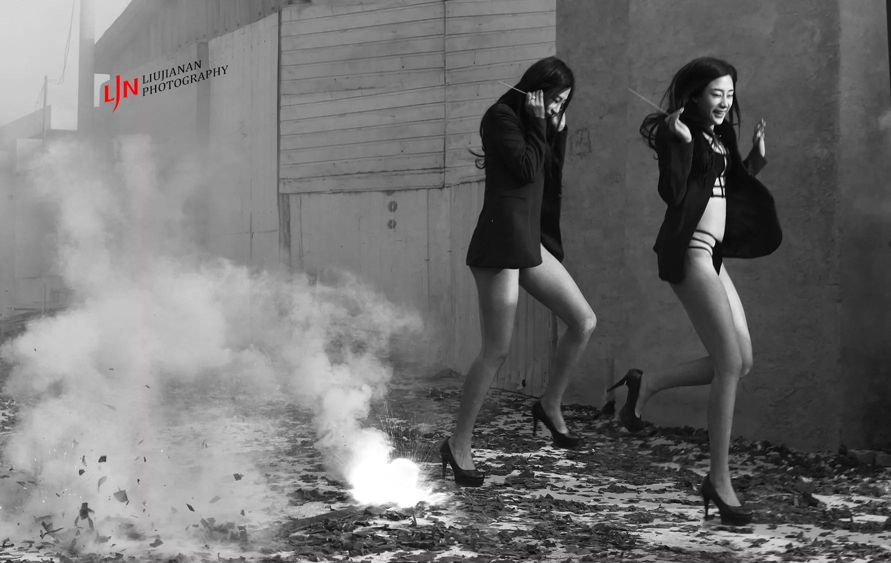 《乌性大片》 作品 写真师 裸模 �⒓涡凑� 人体