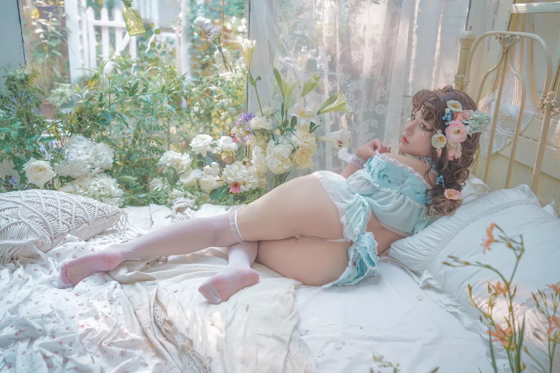 佳人Cosplay 豌豆公主 撩人私摄 一笑芳香沁