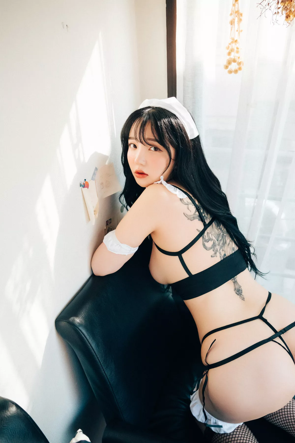 高丽美女影像 】 Cafe 全集修正 Yeeun【Loozy Fetish 淫惰姑娘 Son 高丽美女影像