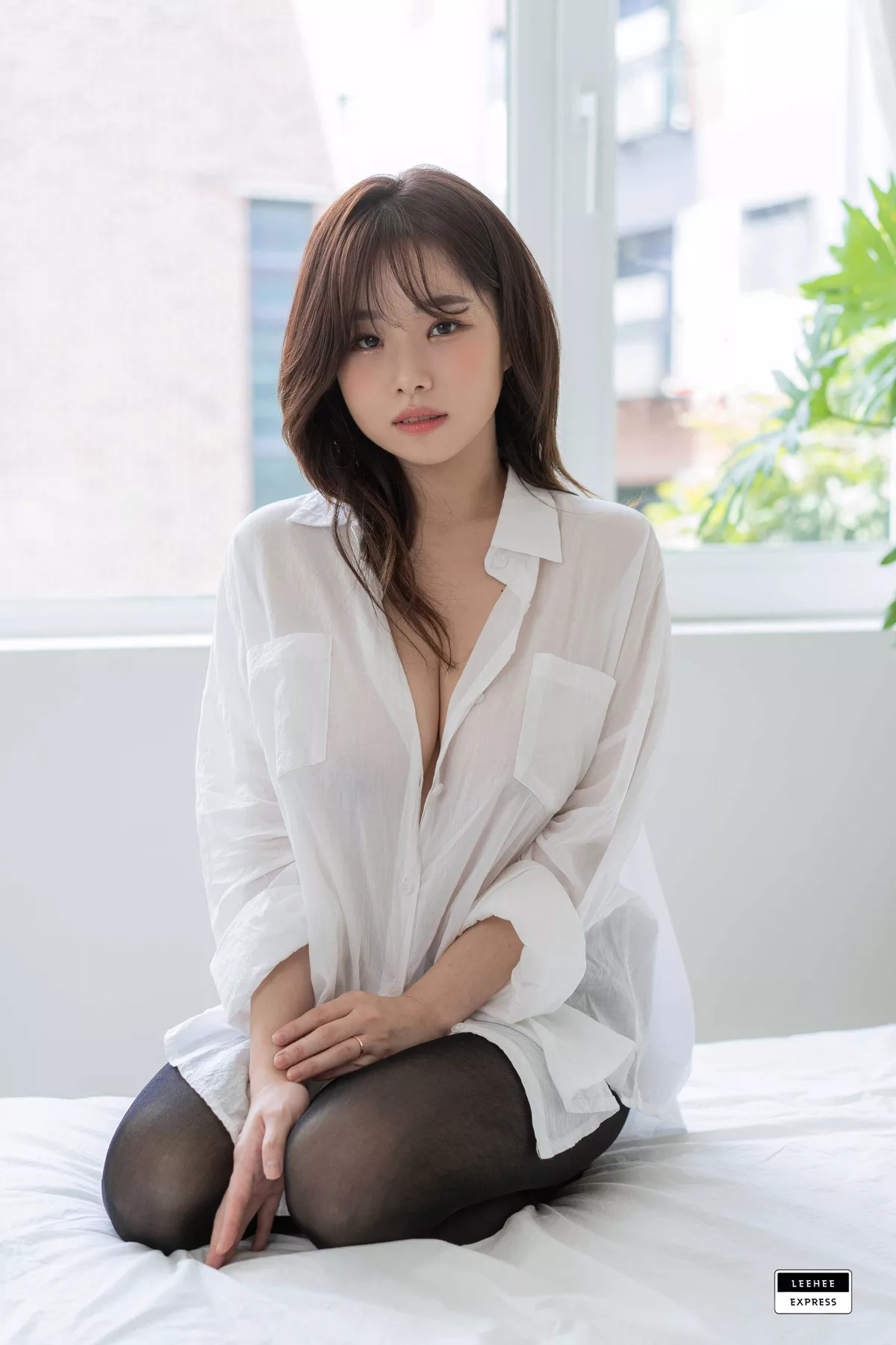 高品质高丽丽模影像套图】 EXPRESS Merry  【LEEHEE 利熙快运 122(55P) LEDG 高丽美人影像