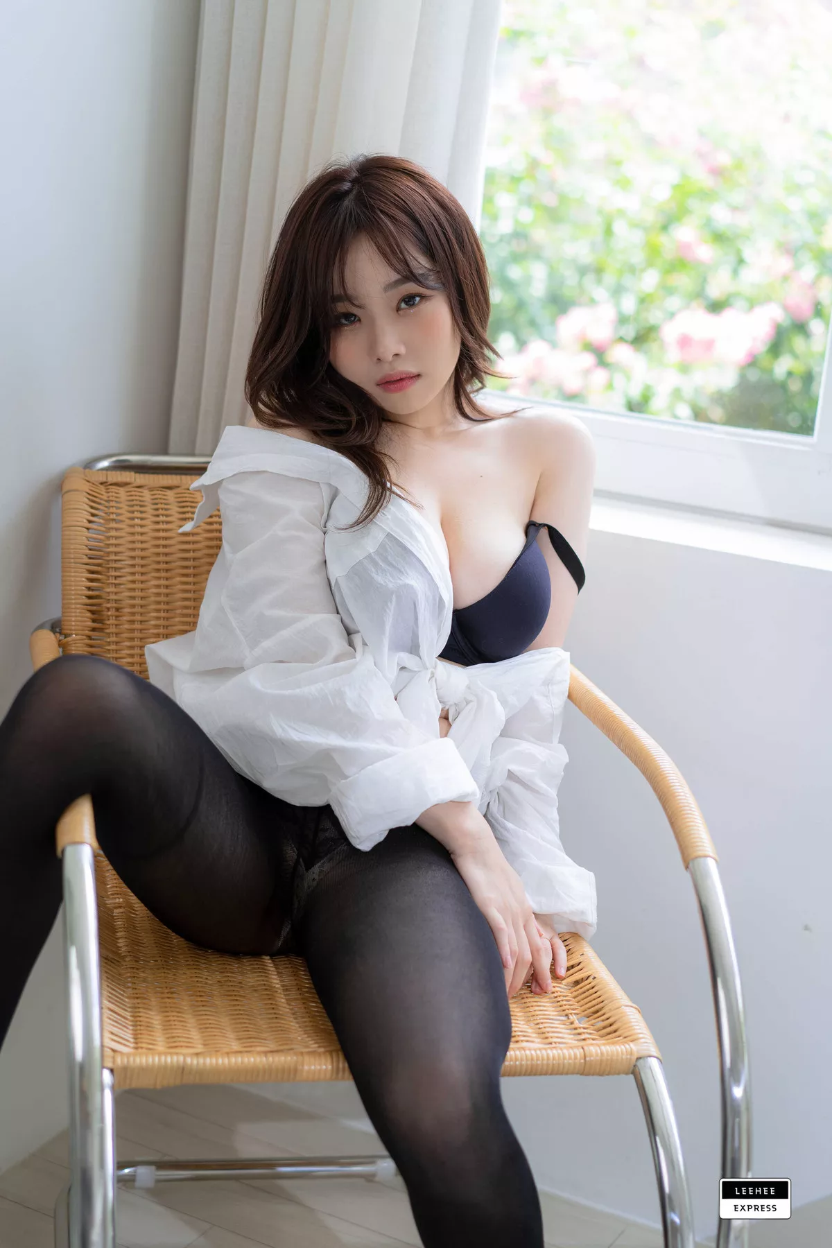 高品质高丽丽模影像套图】 EXPRESS Merry  【LEEHEE 利熙快运 122(55P) LEDG 高丽美人影像