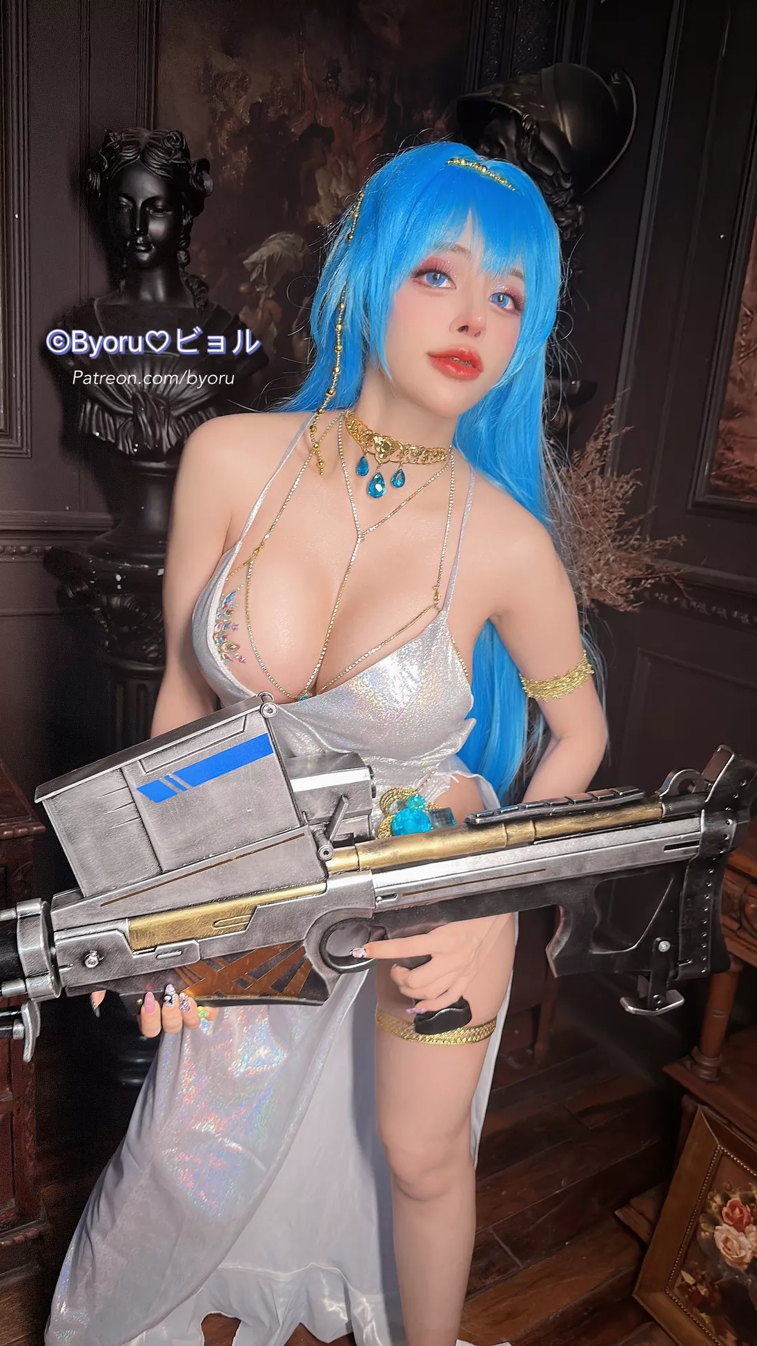 NIKKE 丽人Cosplay Helm 妩媚私拍 丫头 Byoru