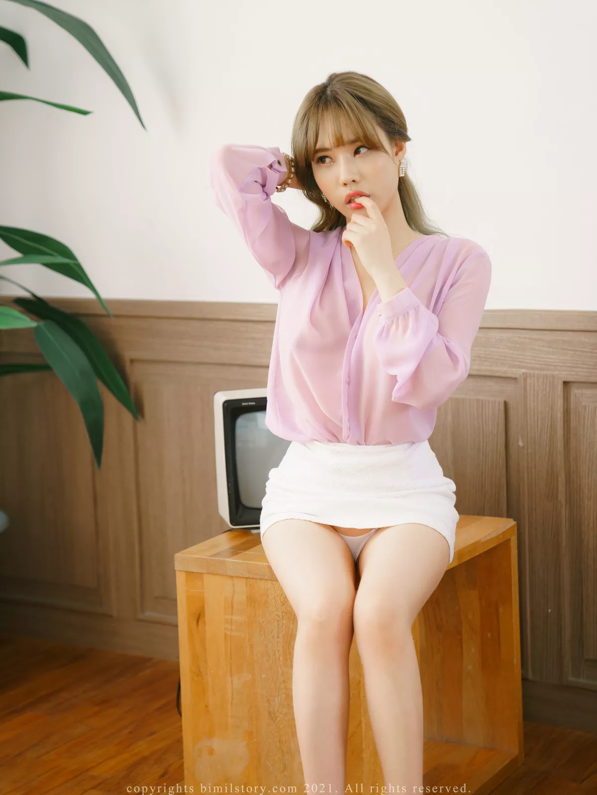 F Woman(42P) of to Cup Dress in Size 高丽佳人写真 How Eunha【Bimilstory Case 波咪韵事】
