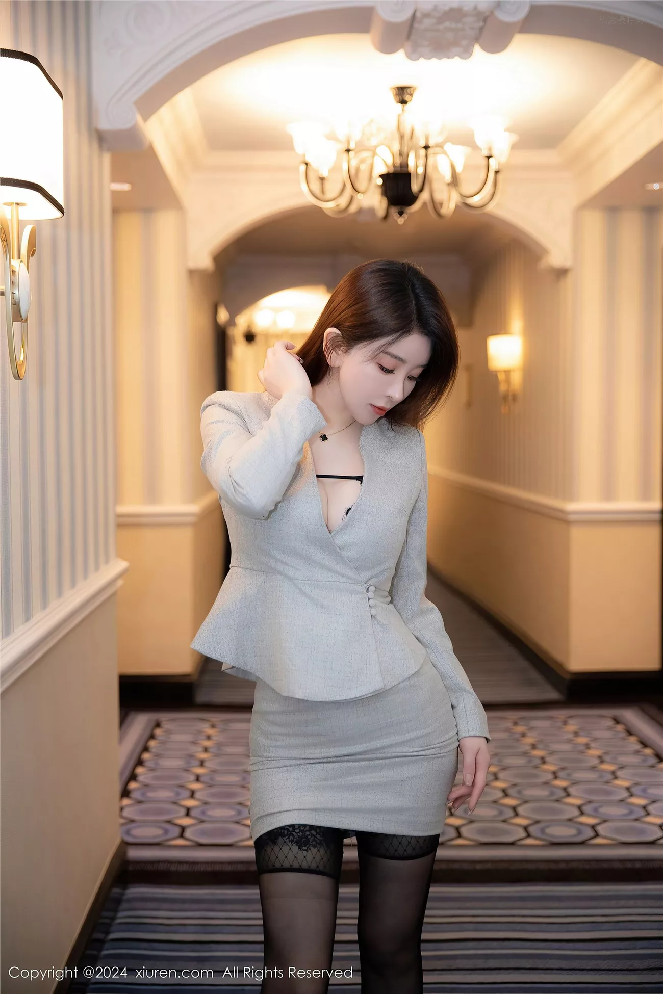 雨儿酱eve 【xiuren秀人网 No.8716 XiuRen】高清相片