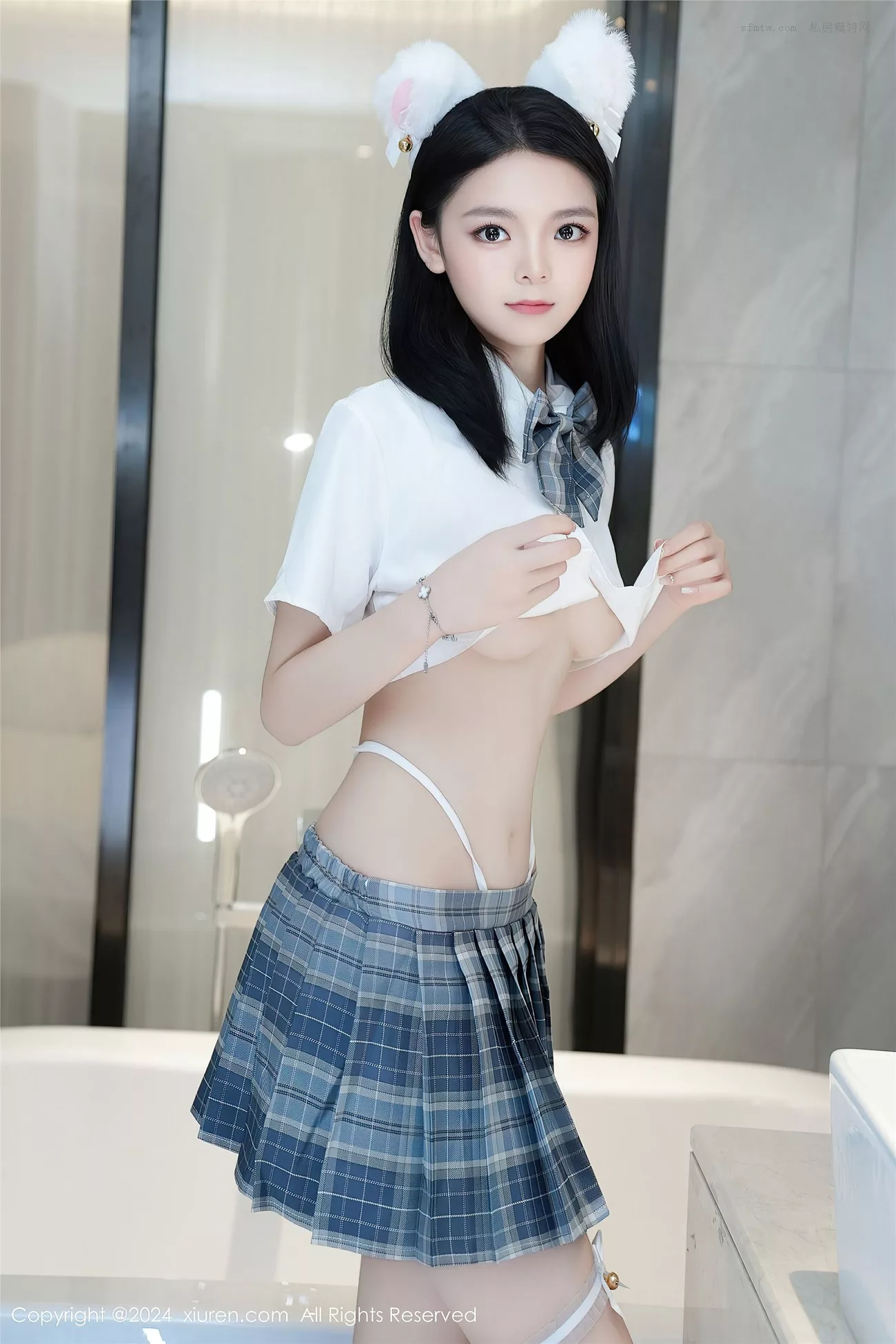 No.8715 XiuRen】高质图片 心心 【秀人XiuRen网 唐