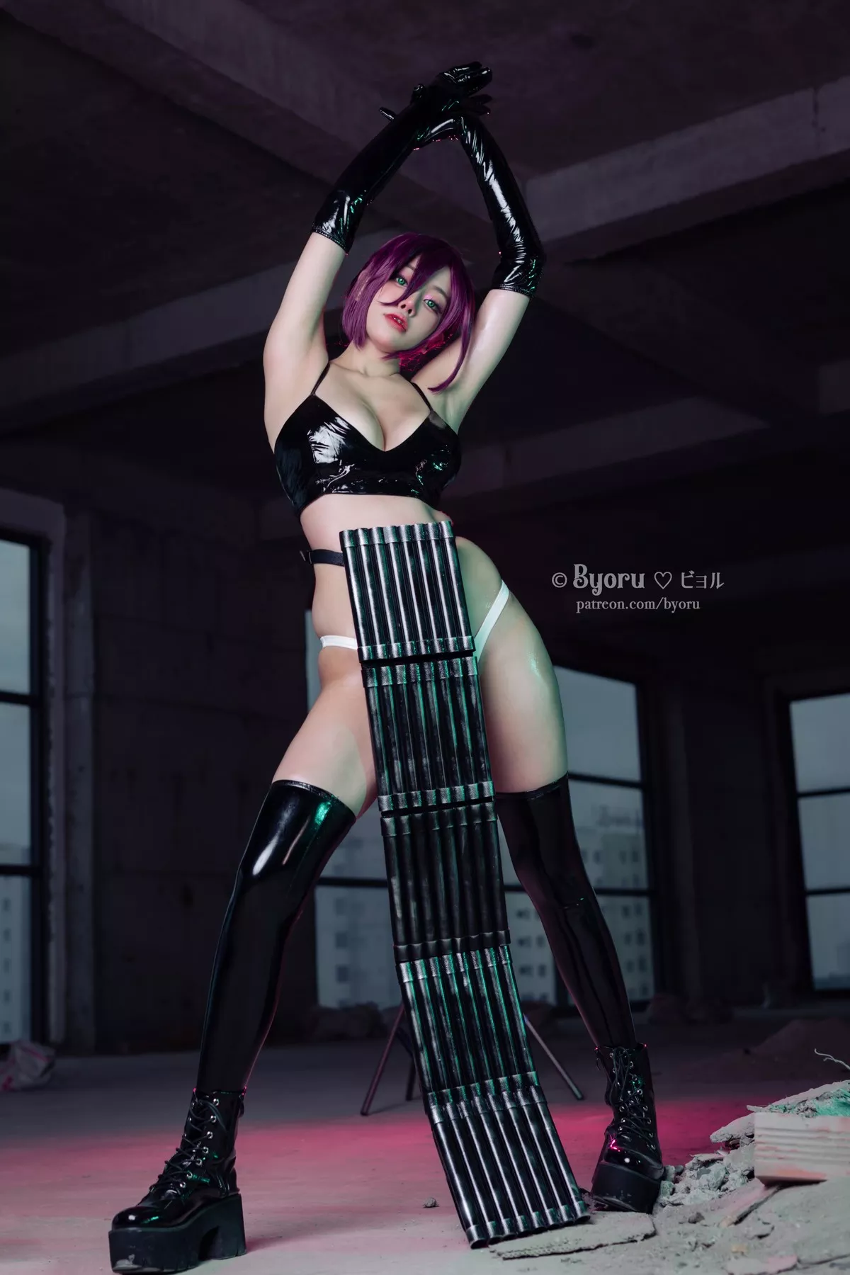 Byoru 美女Cosplay 撩人私拍 少女 Devil Bomb