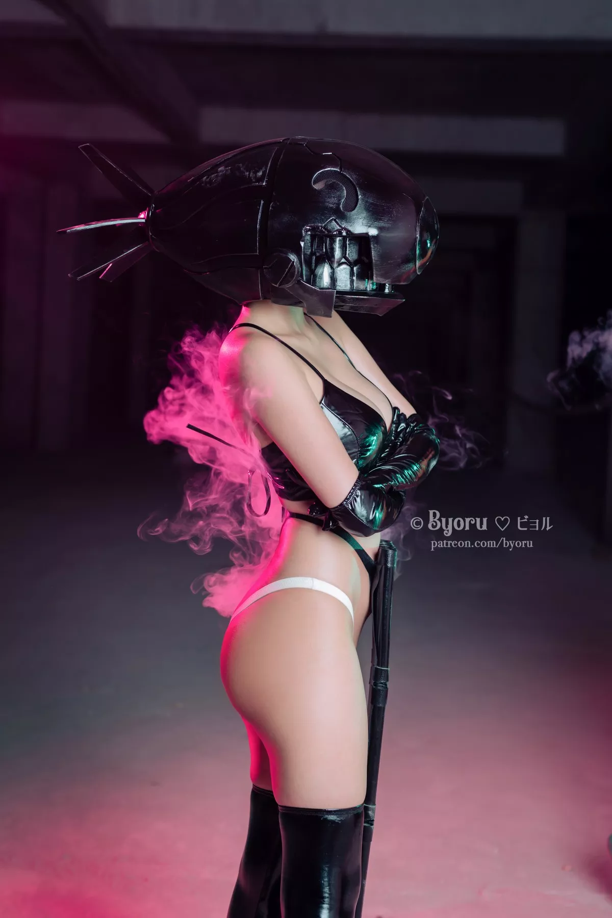 Byoru 美女Cosplay 撩人私拍 少女 Devil Bomb