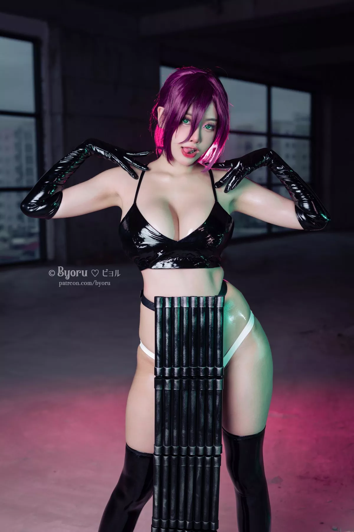 Byoru 美女Cosplay 撩人私拍 少女 Devil Bomb