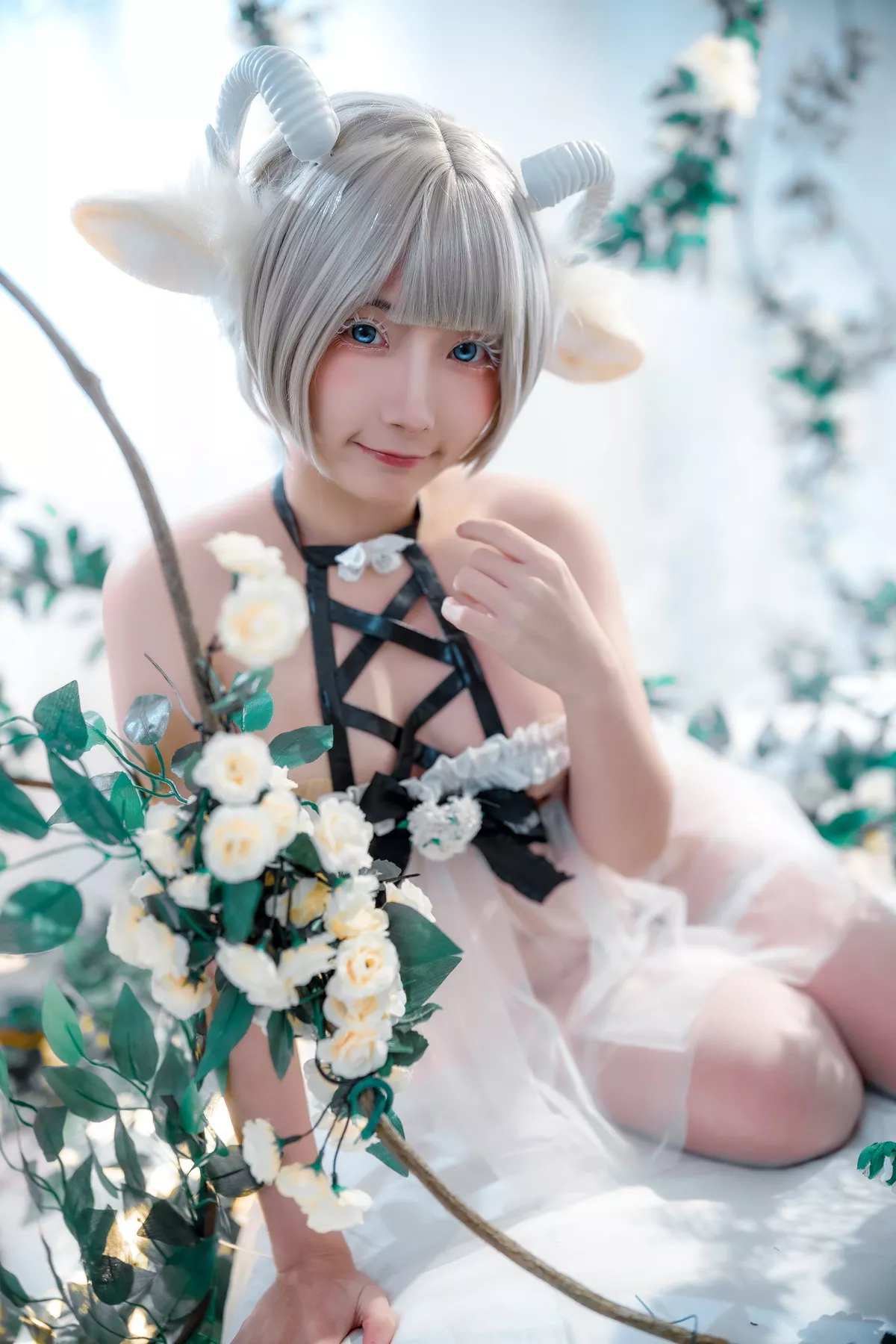 格调私摄 丽人Cosplay 羊羊 是三不是世