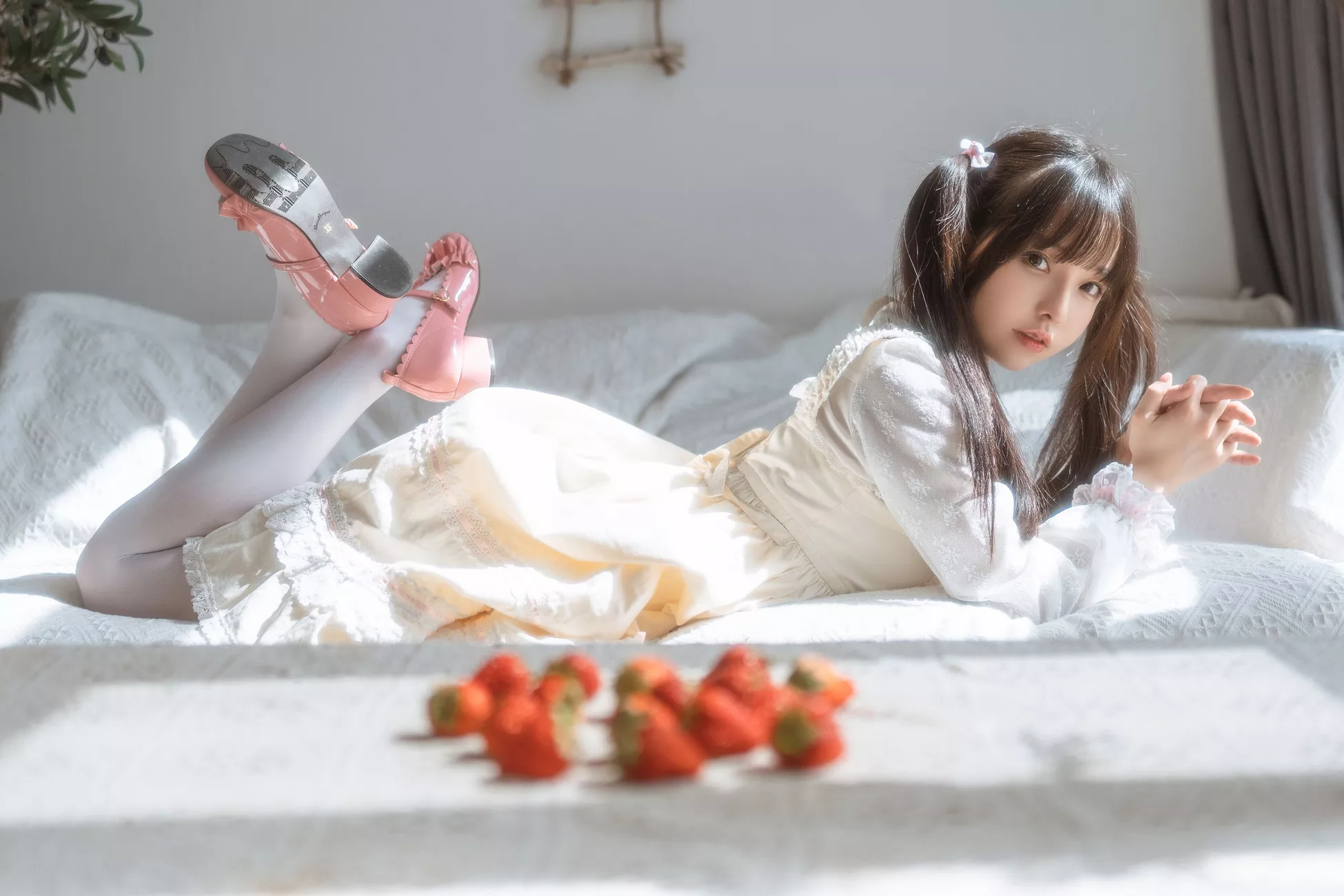 六味帝皇酱 《 优质艺术图图集 LOX洛丽塔》 小艺