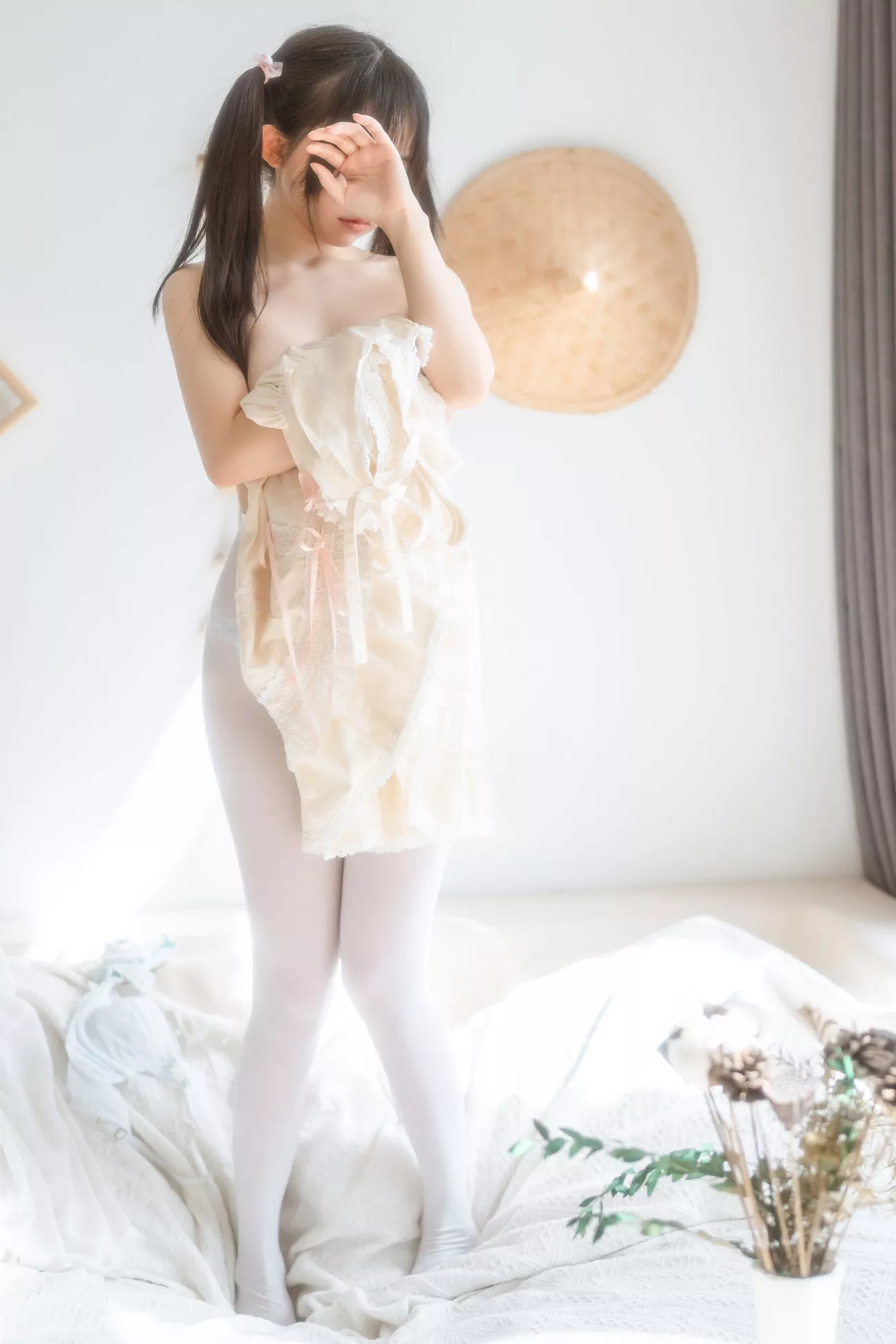 六味帝皇酱 《 优质艺术图图集 LOX洛丽塔》 小艺