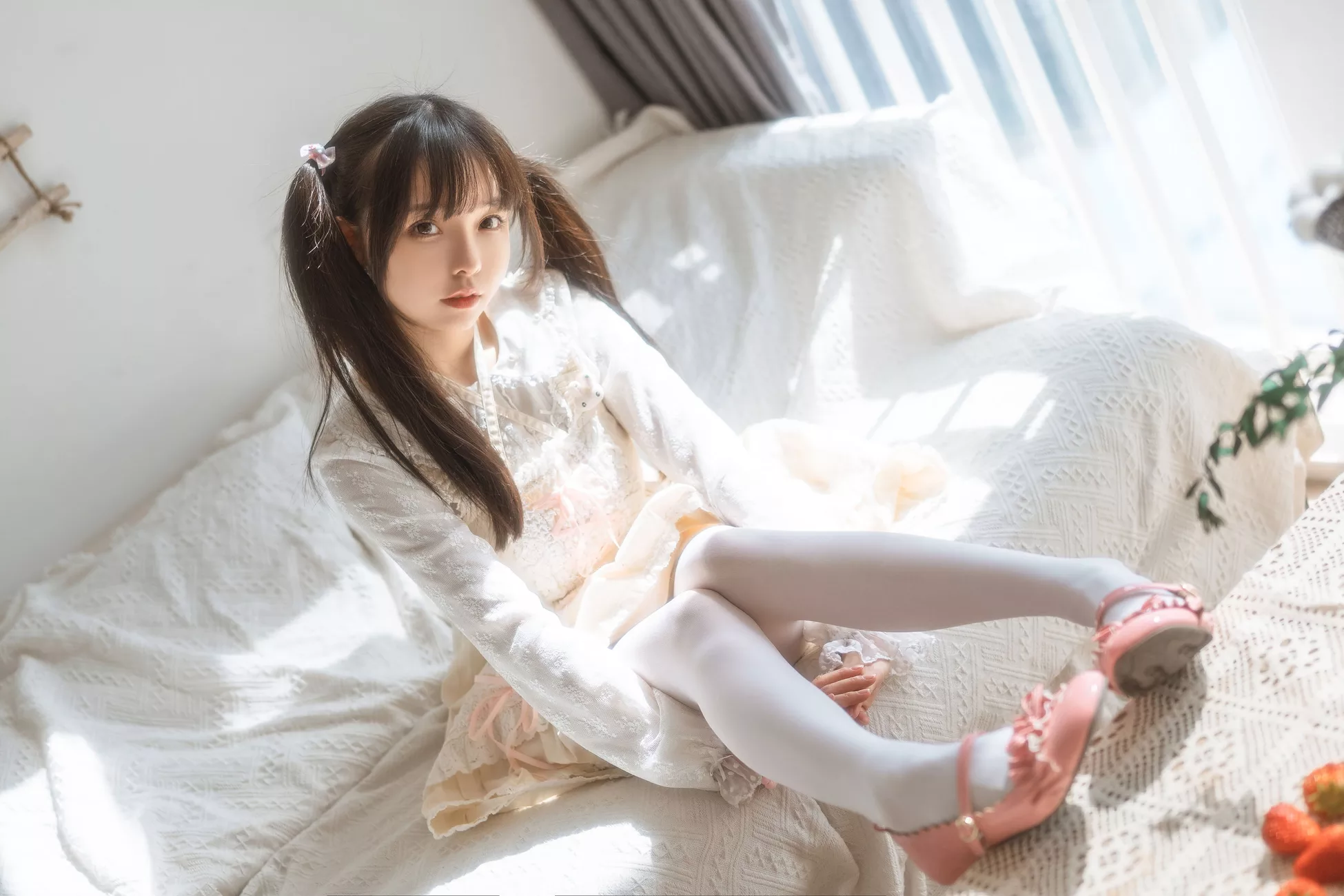 六味帝皇酱 《 优质艺术图图集 LOX洛丽塔》 小艺