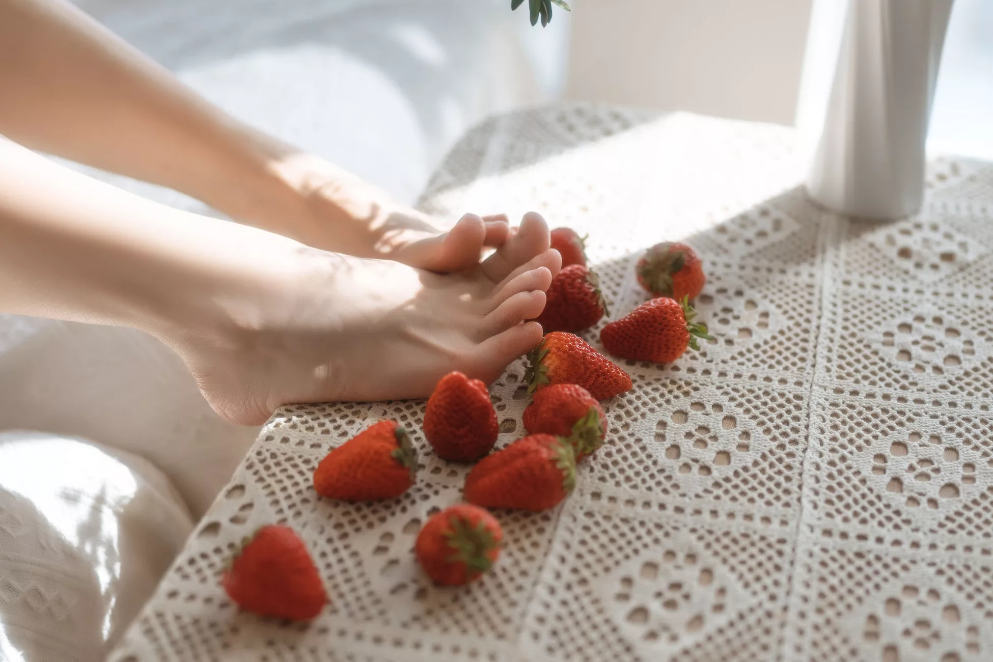 六味帝皇酱 《 优质艺术图图集 LOX洛丽塔》 小艺