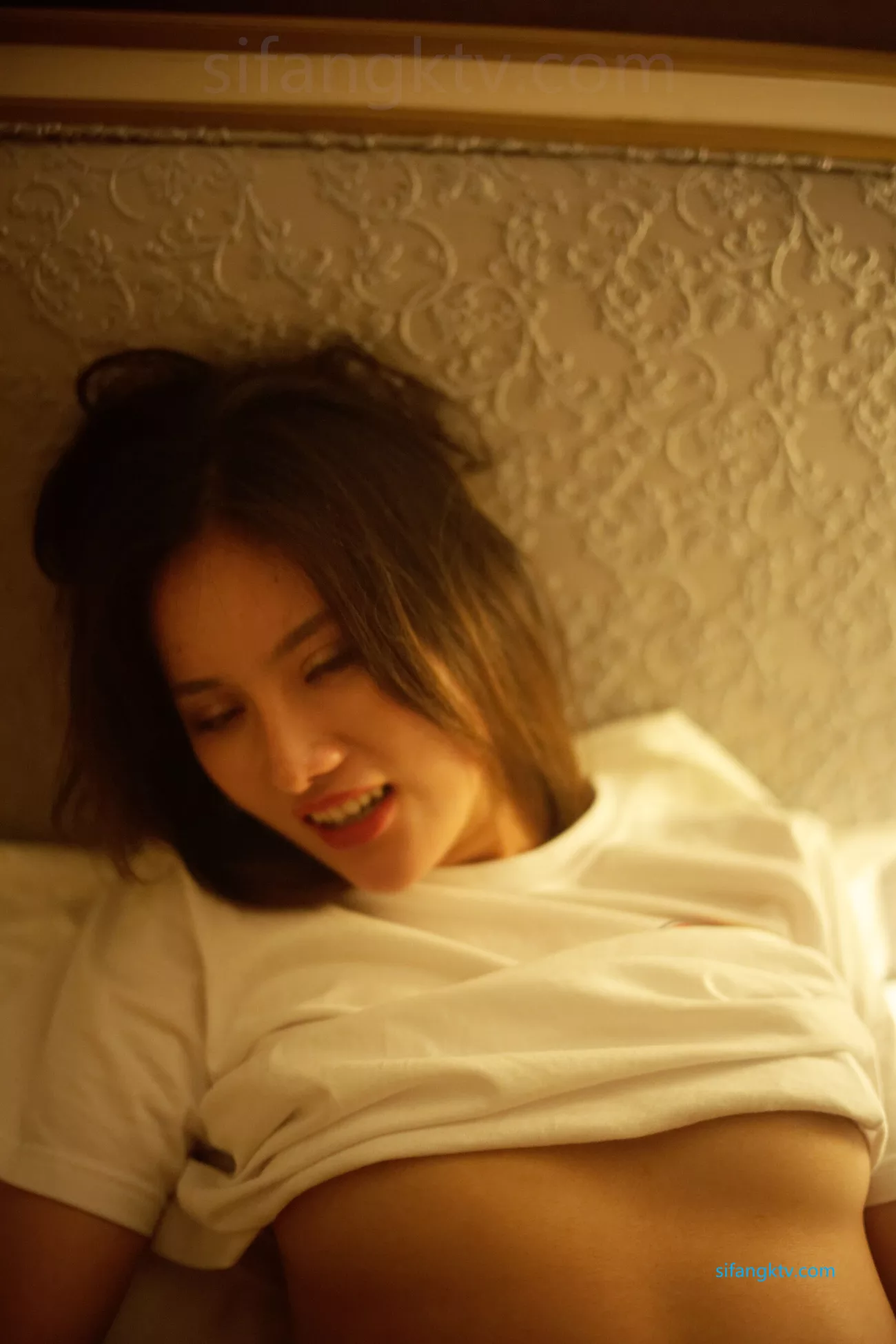 就是阿朱啊《sex啪啪无修曝光》 超清写真套图