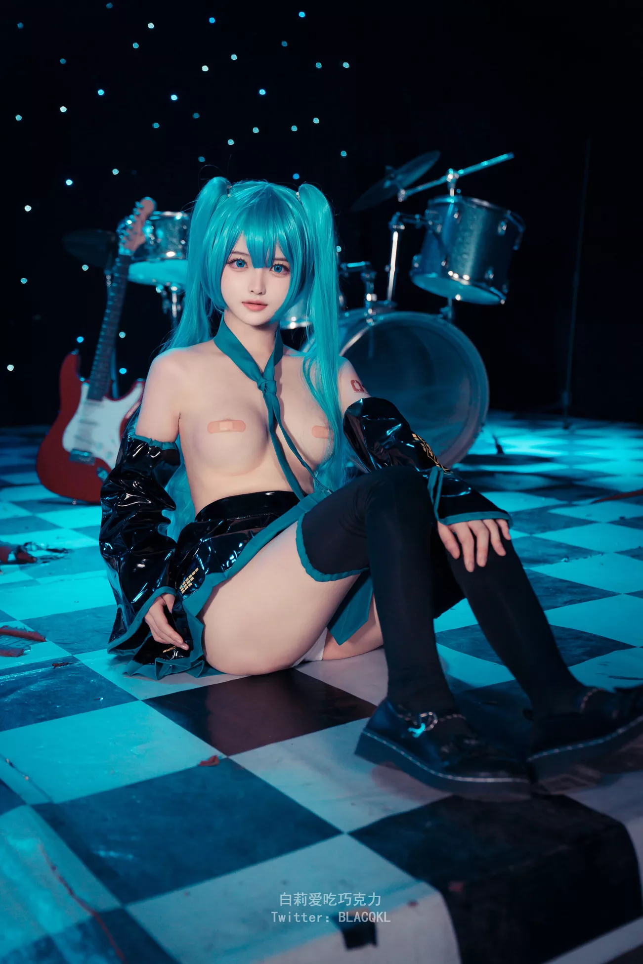 《未�沓跻�Miku》 优质艺术图图集 白莉爱吃巧克力