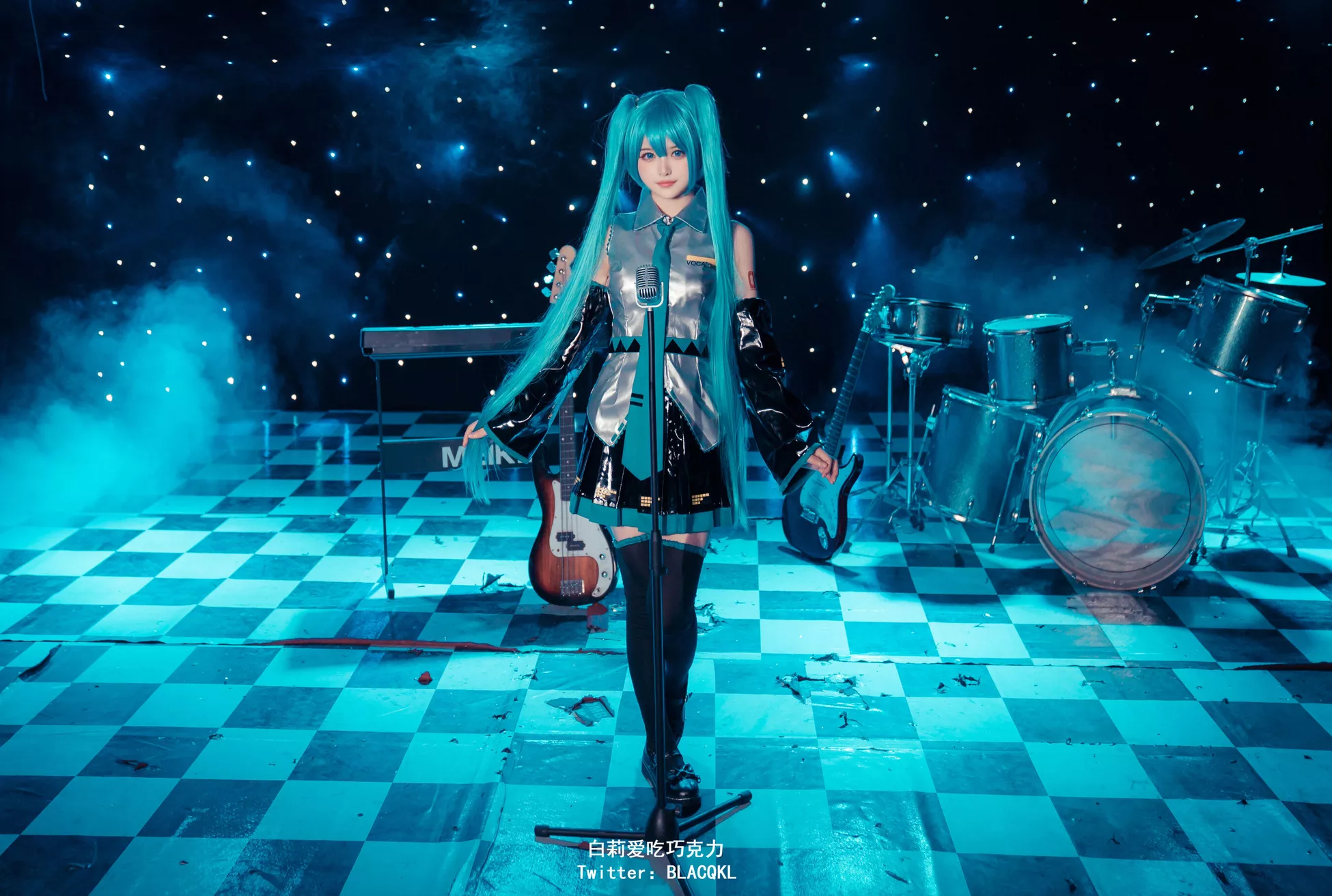 《未�沓跻�Miku》 优质艺术图图集 白莉爱吃巧克力