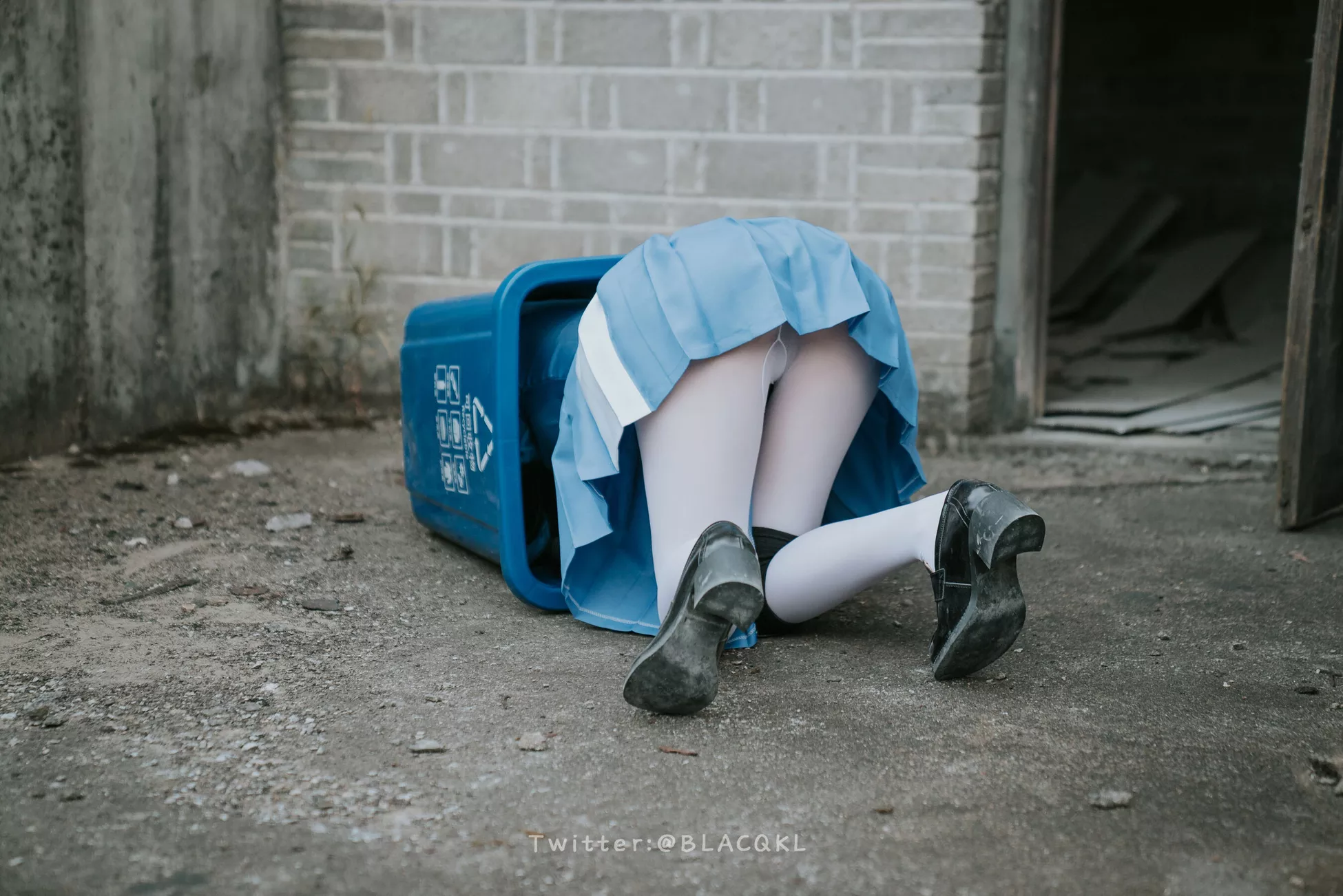 白莉爱吃巧克力 高清影像套图 《霞�g美游》