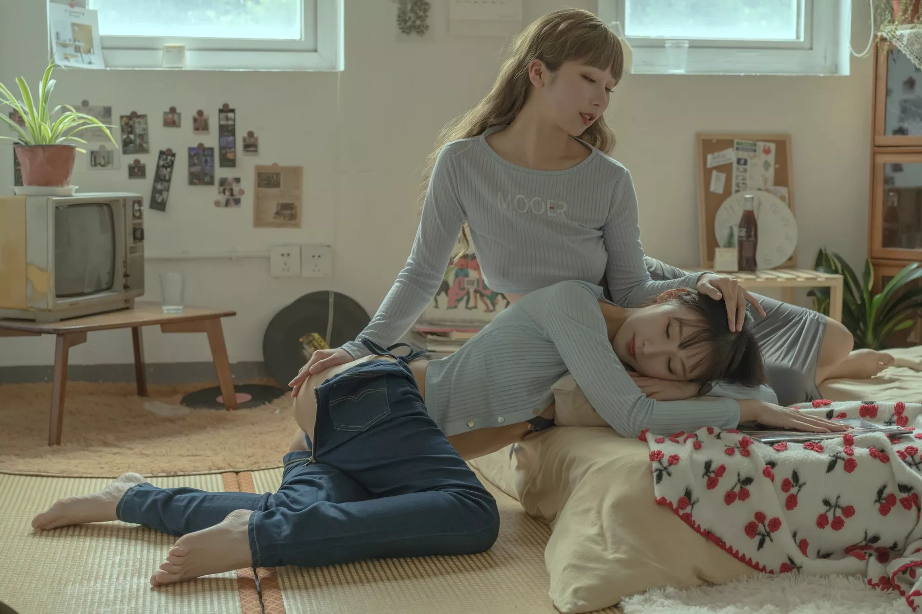 奶桃 妩媚私摄 云溪溪 百合 美女Cosplay 日系