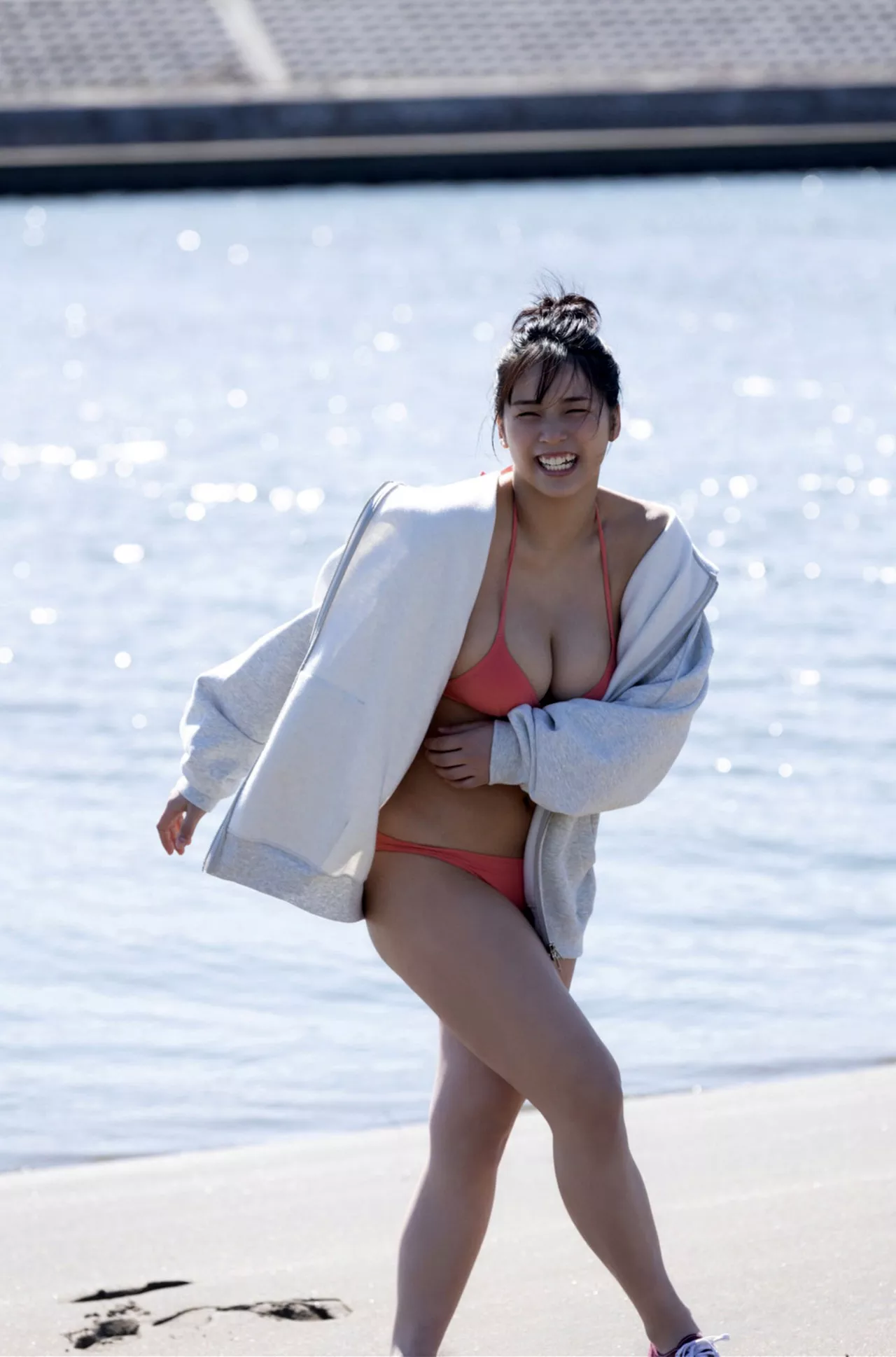 「彼女と暮らせば Miyabi FRIDAY摄影集 全集修正 山��雅弥日本美女摄影  Part:2」 Yamaoka
