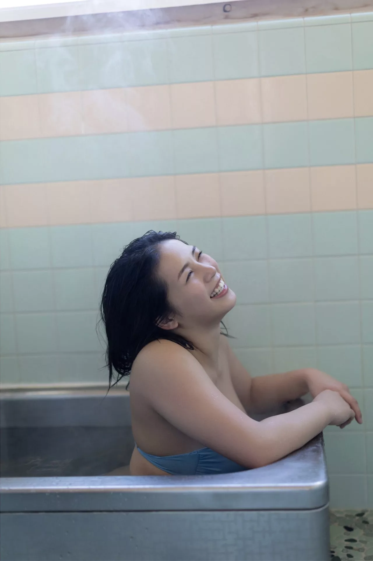 「彼女と暮らせば Miyabi FRIDAY摄影集 全集修正 山��雅弥日本美女摄影  Part:2」 Yamaoka