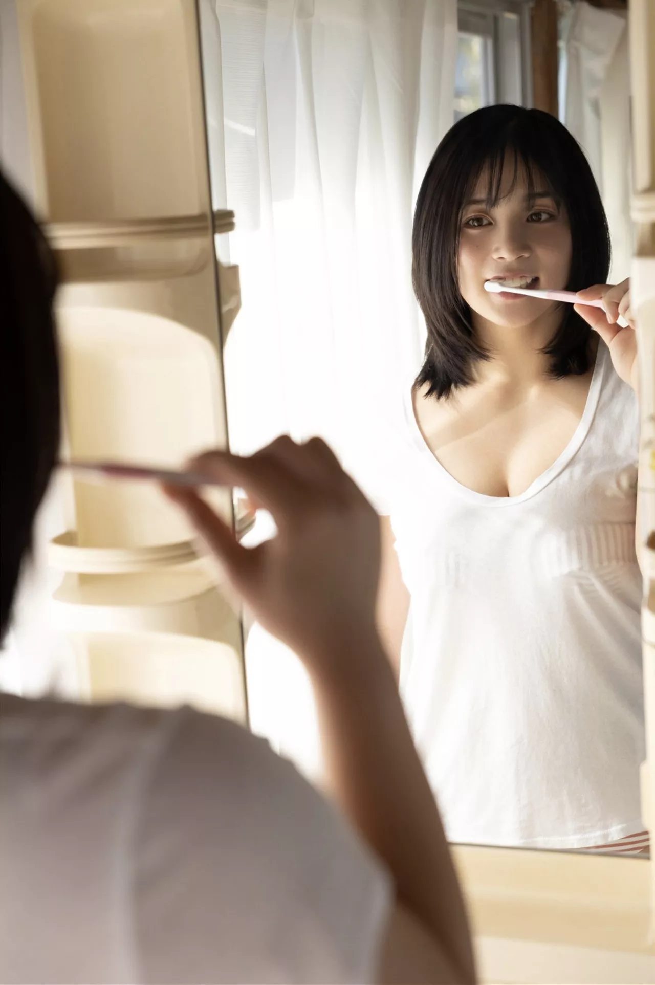 「彼女と暮らせば Miyabi FRIDAY摄影集 全集修正 山��雅弥日本美女摄影  Part:2」 Yamaoka