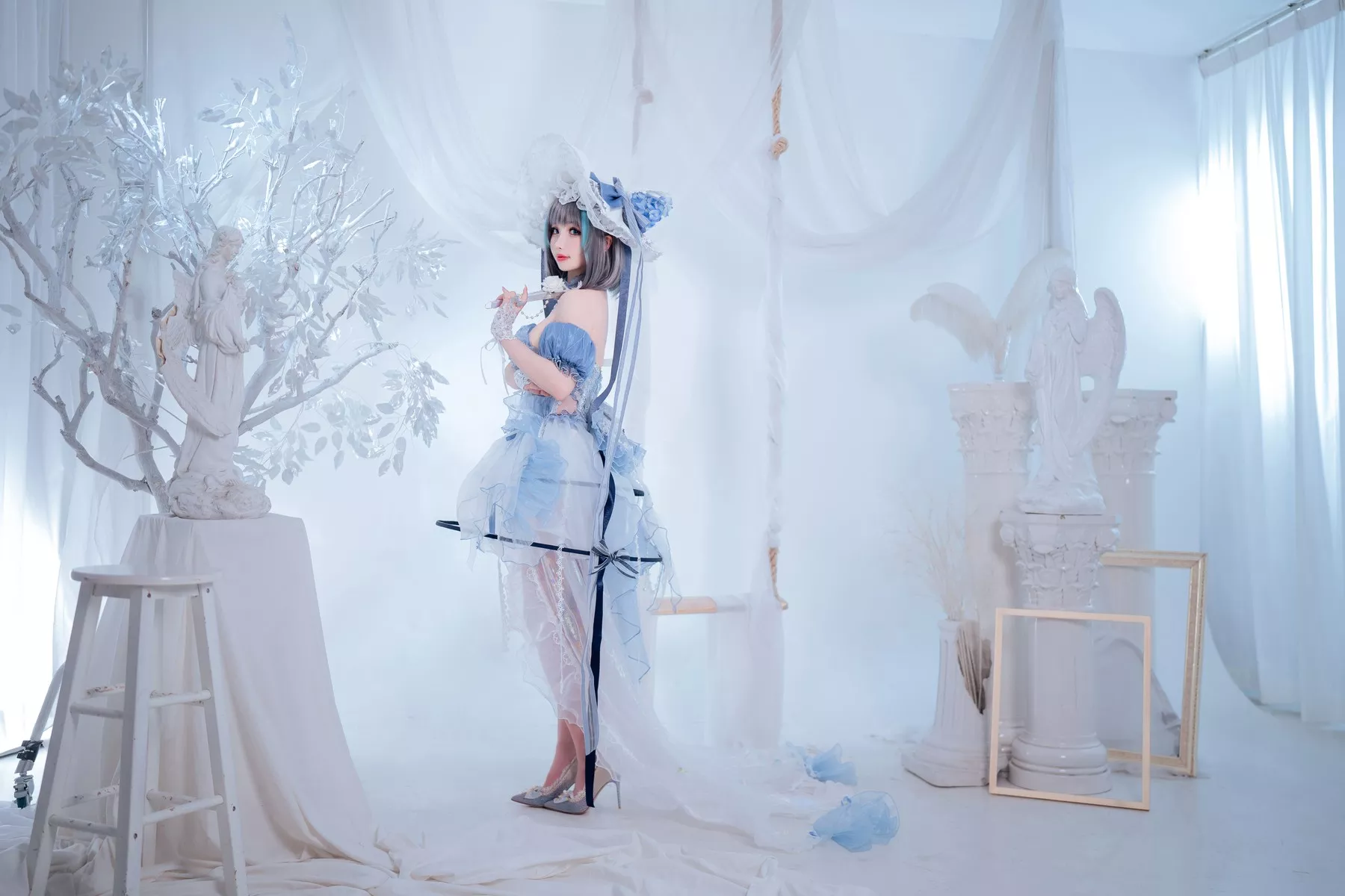 柴郡冰雪公主 Rioko 女神Cosplay 性感私摄 凉凉子