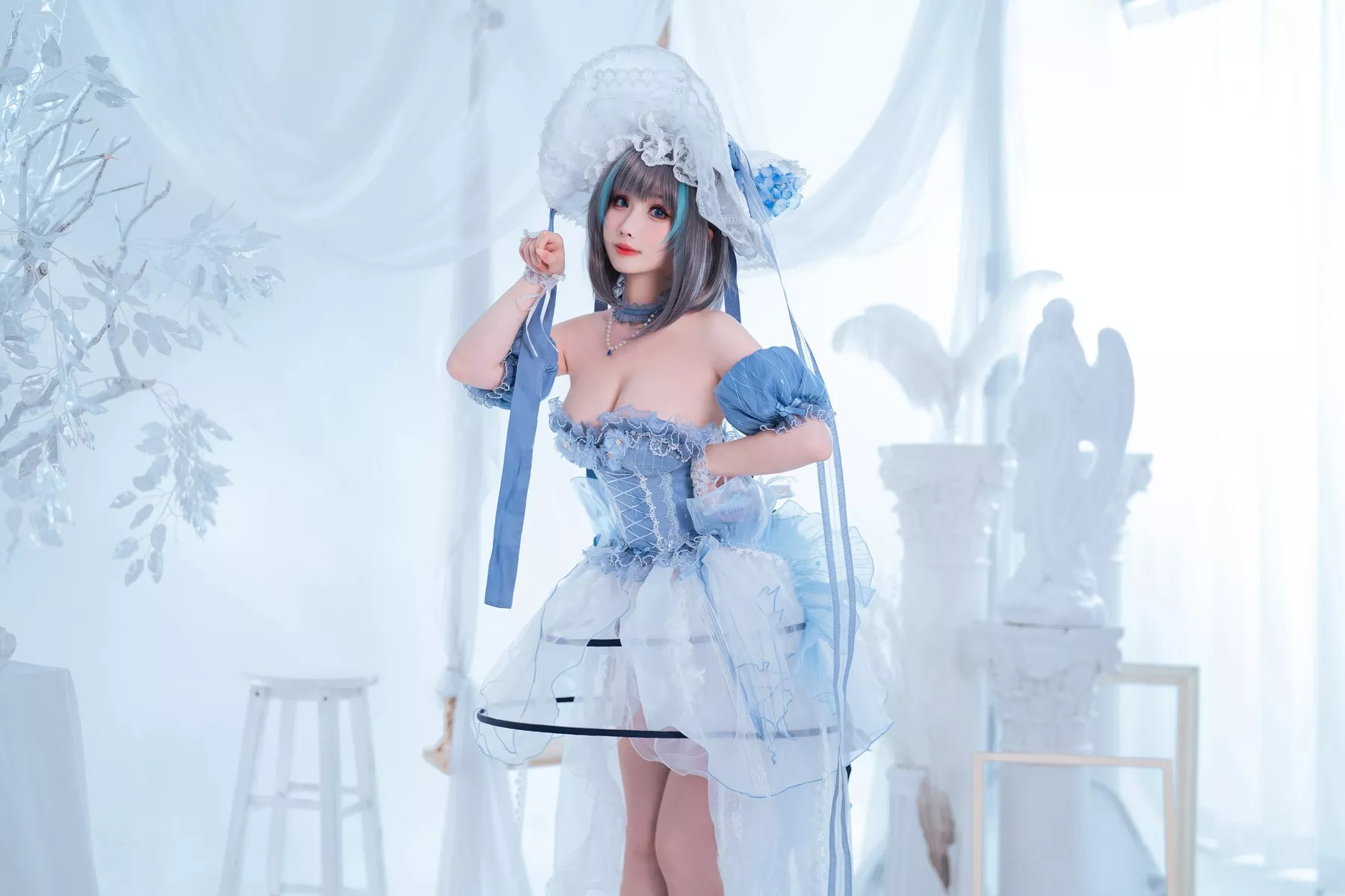 柴郡冰雪公主 Rioko 女神Cosplay 性感私摄 凉凉子