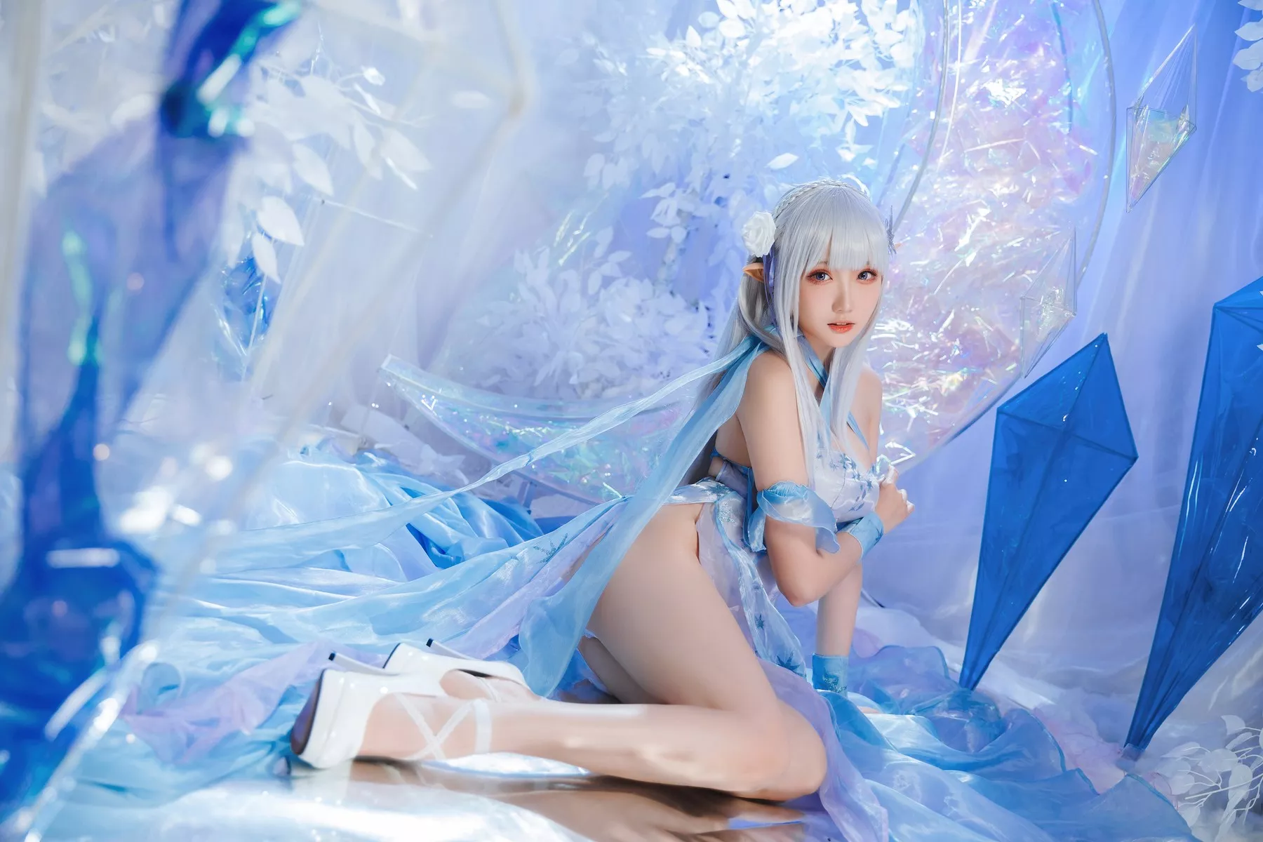 美人Cosplay 爱蜜莉雅 瓜希酱 水晶礼服