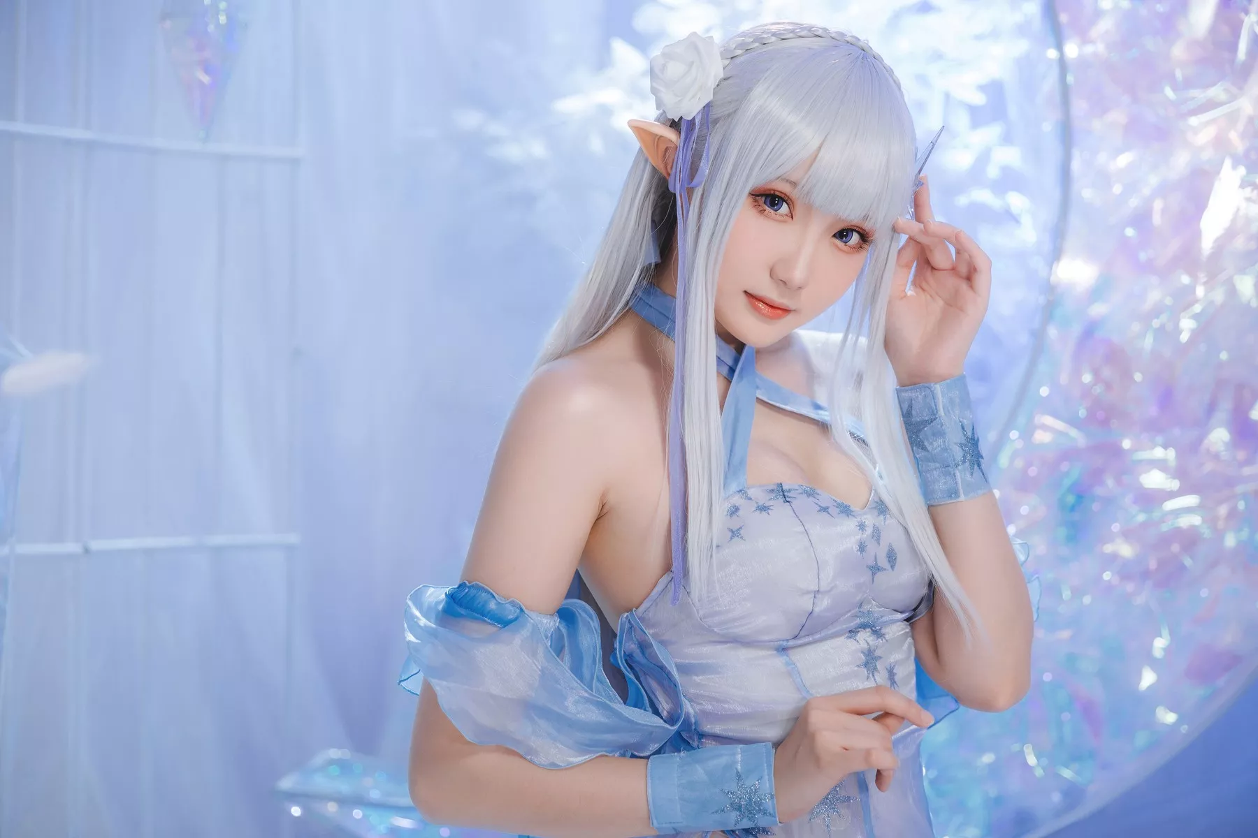 美人Cosplay 爱蜜莉雅 瓜希酱 水晶礼服